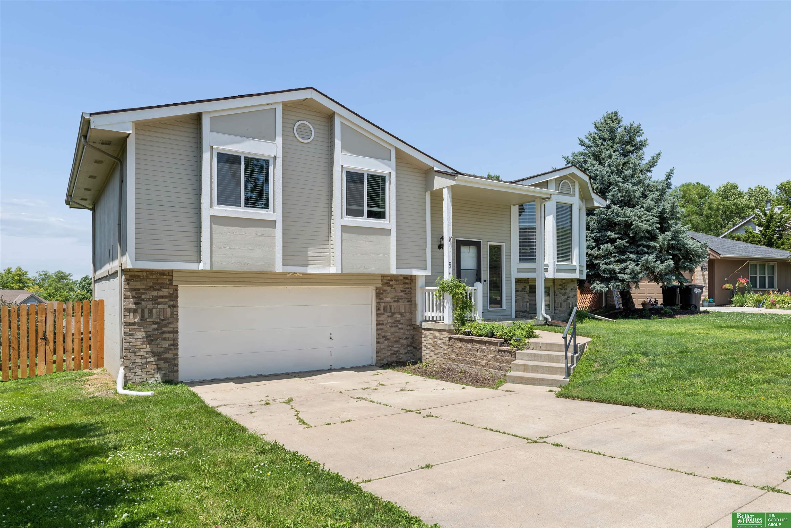 1874 N 153rd Plaza
