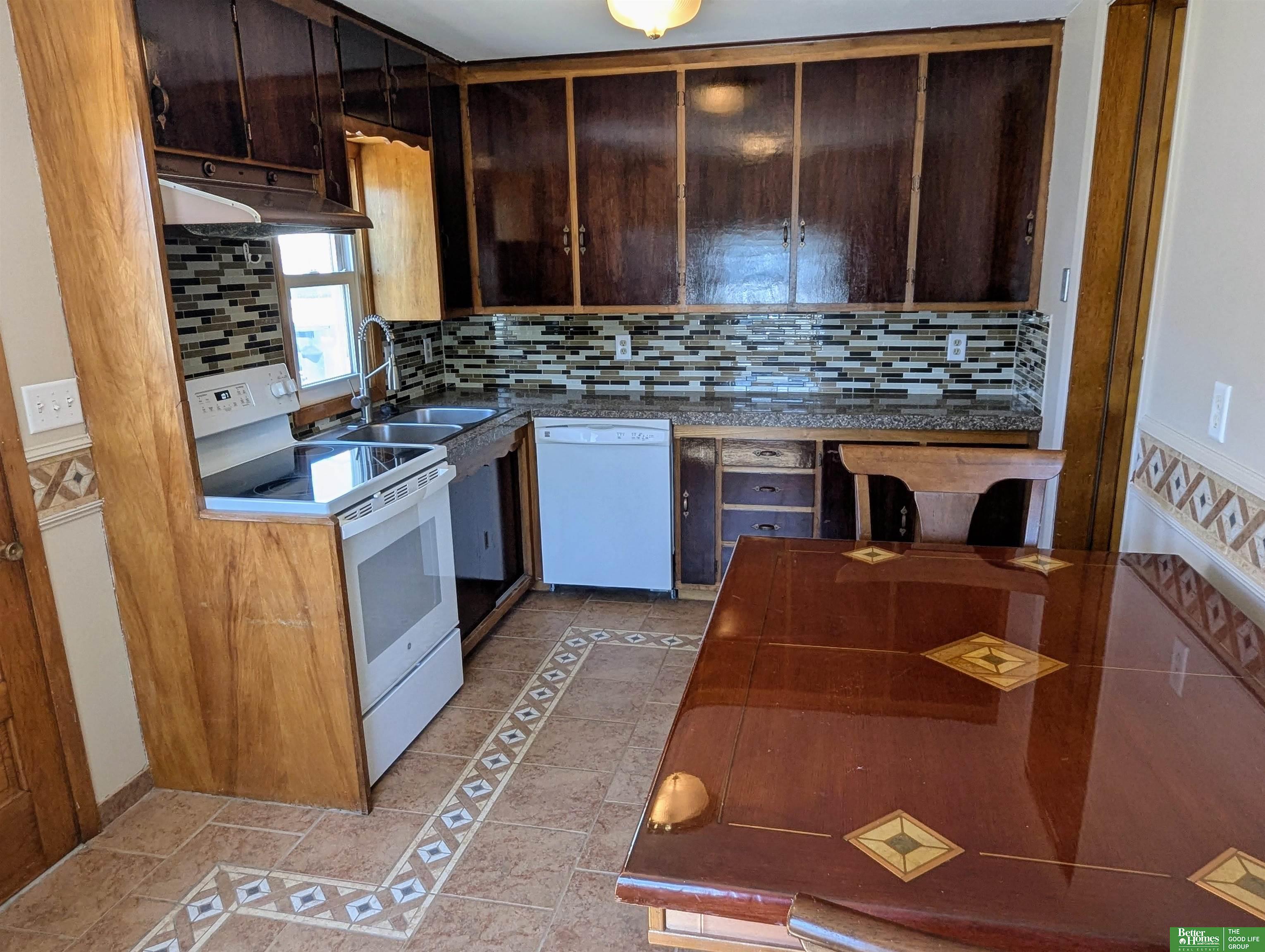 308 E Mission Avenue