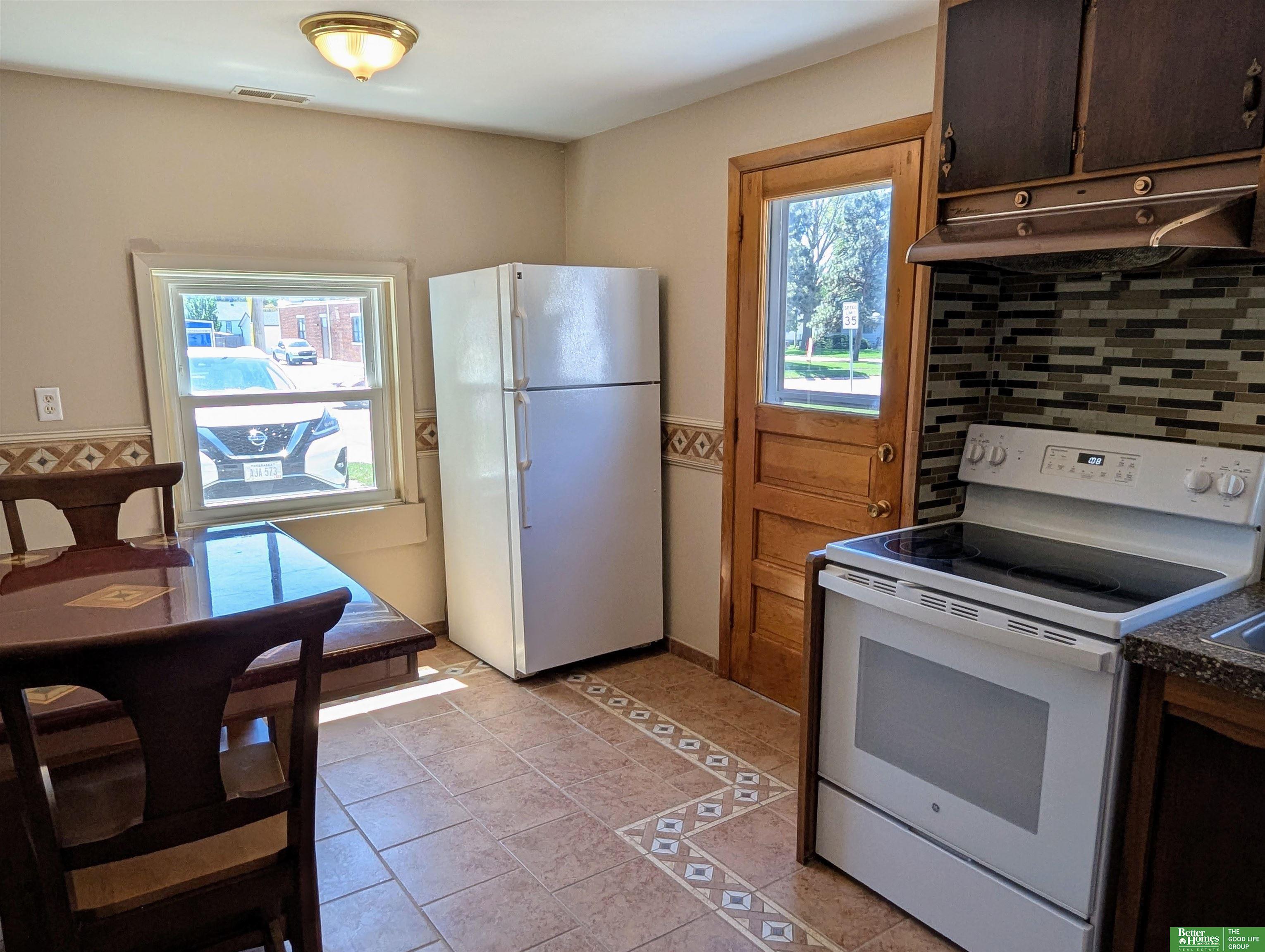 308 E Mission Avenue