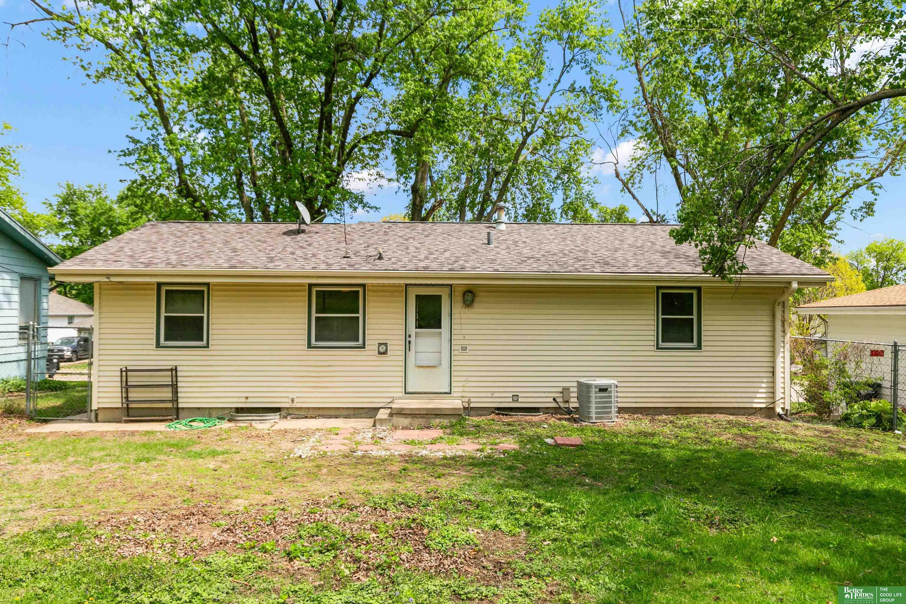 4216 N 91st Street