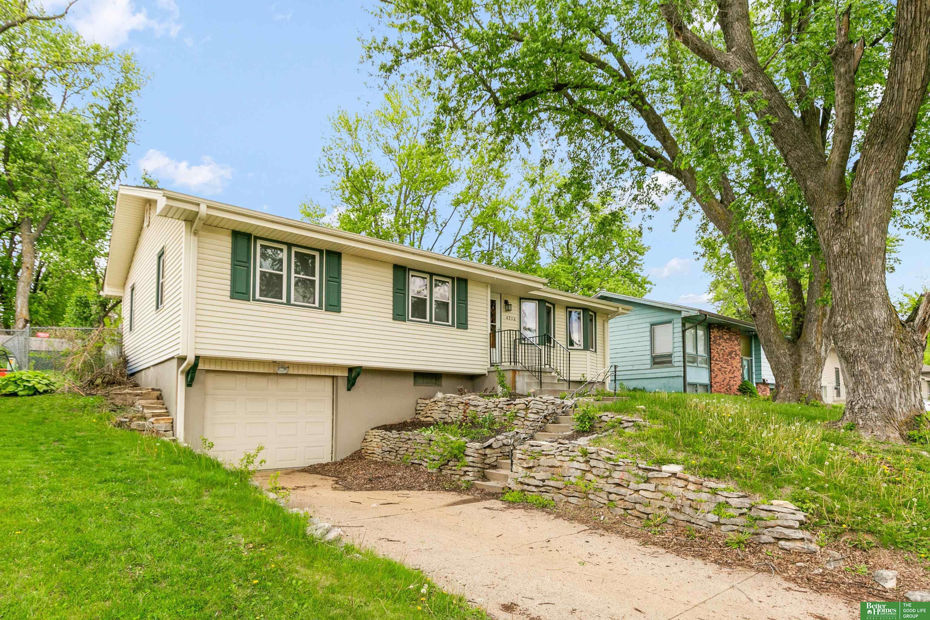4216 N 91st Street