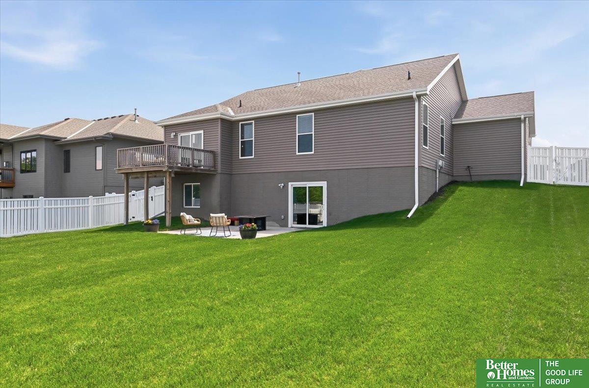 21126 Castlerock Lane