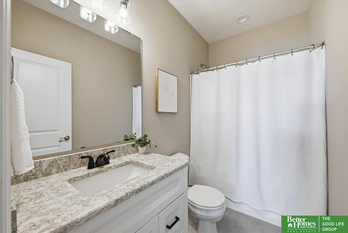 21126 Castlerock Lane