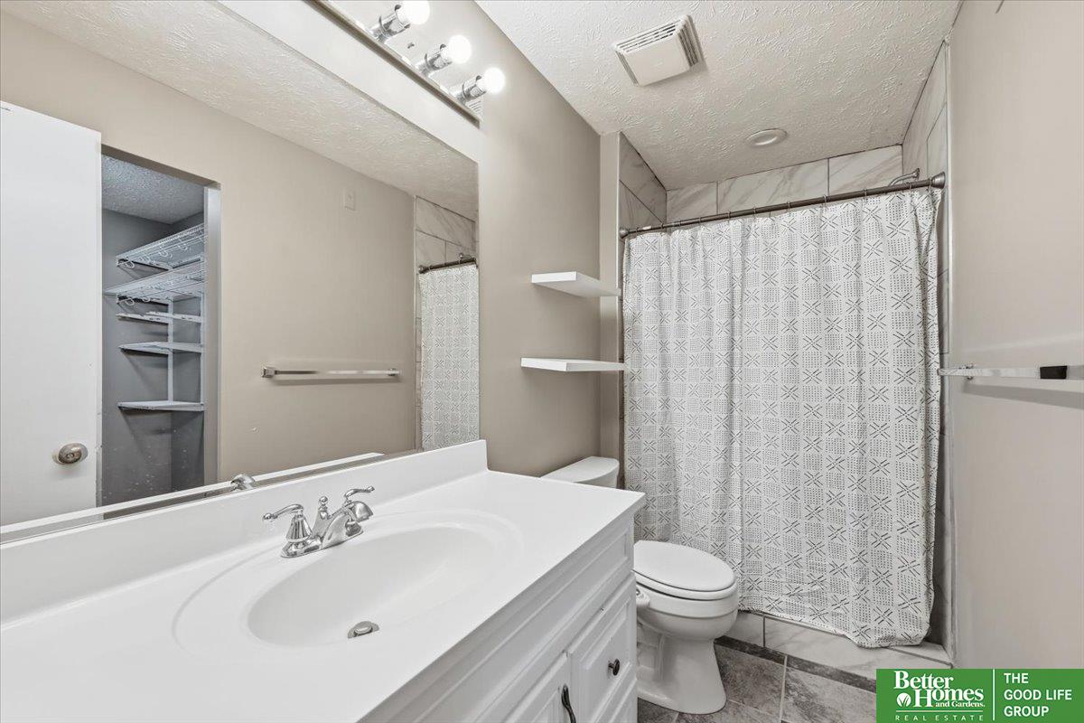 1114 Hackney Drive