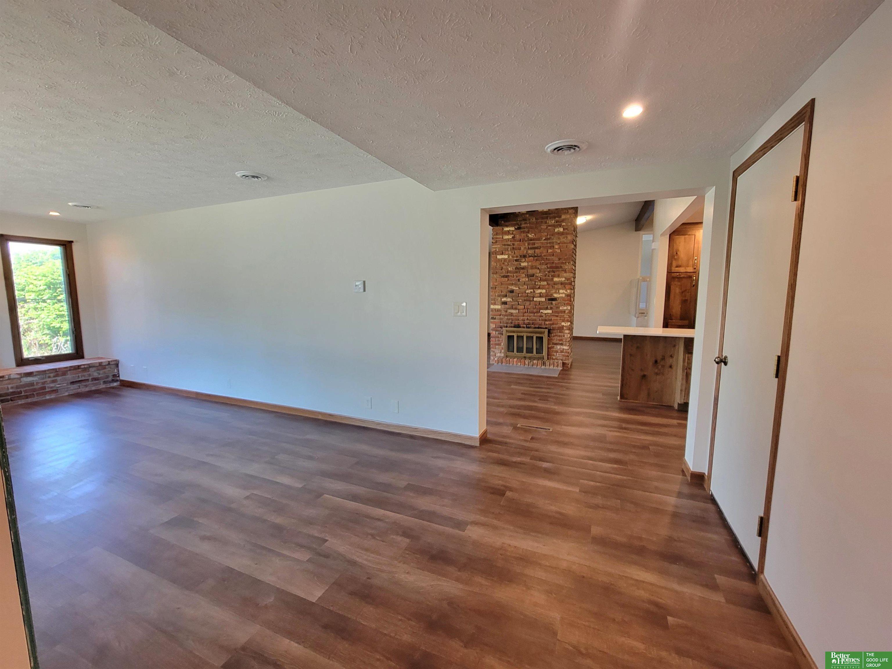 1010 10th Street