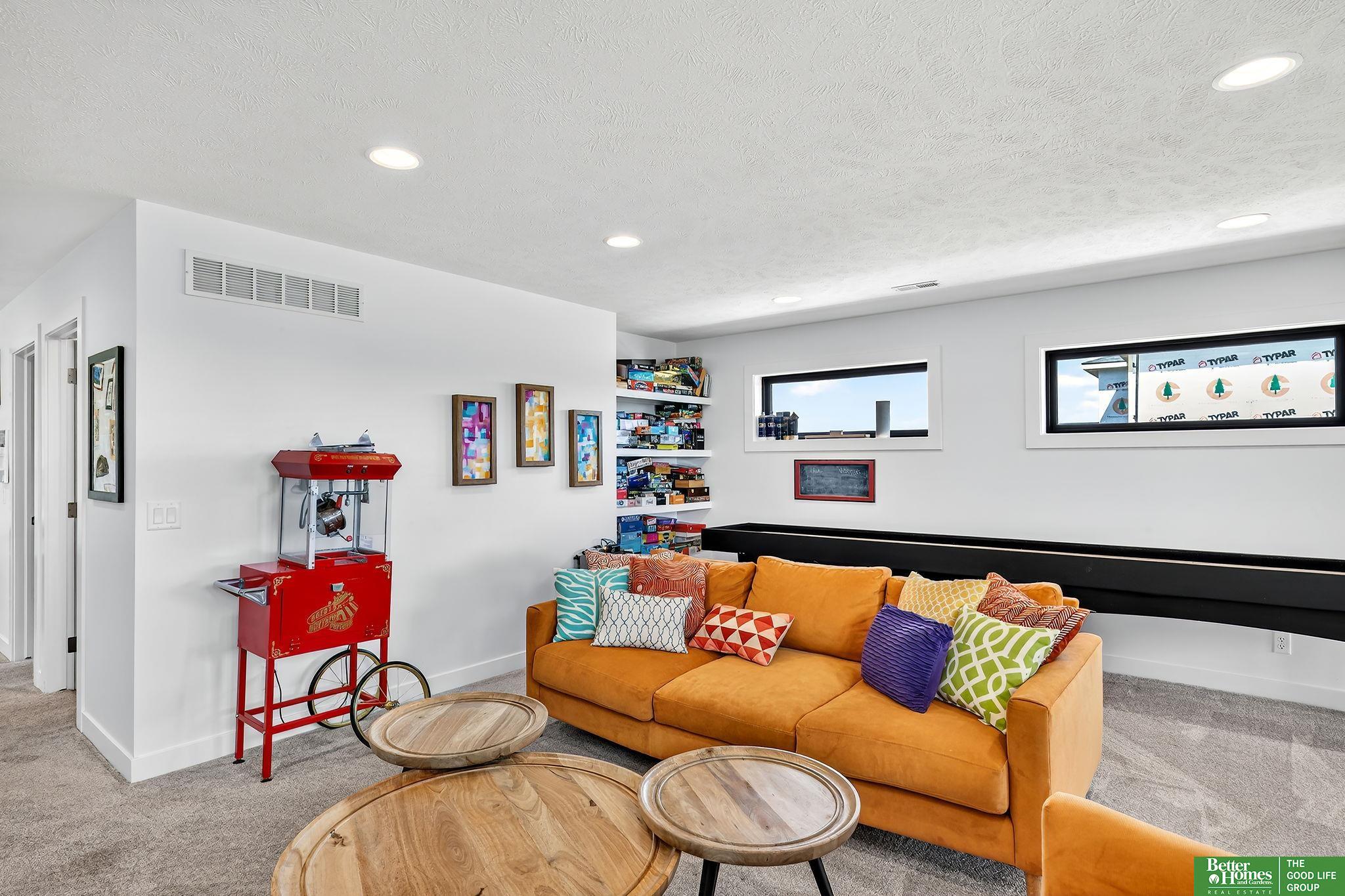 6630 Pawnee Circle