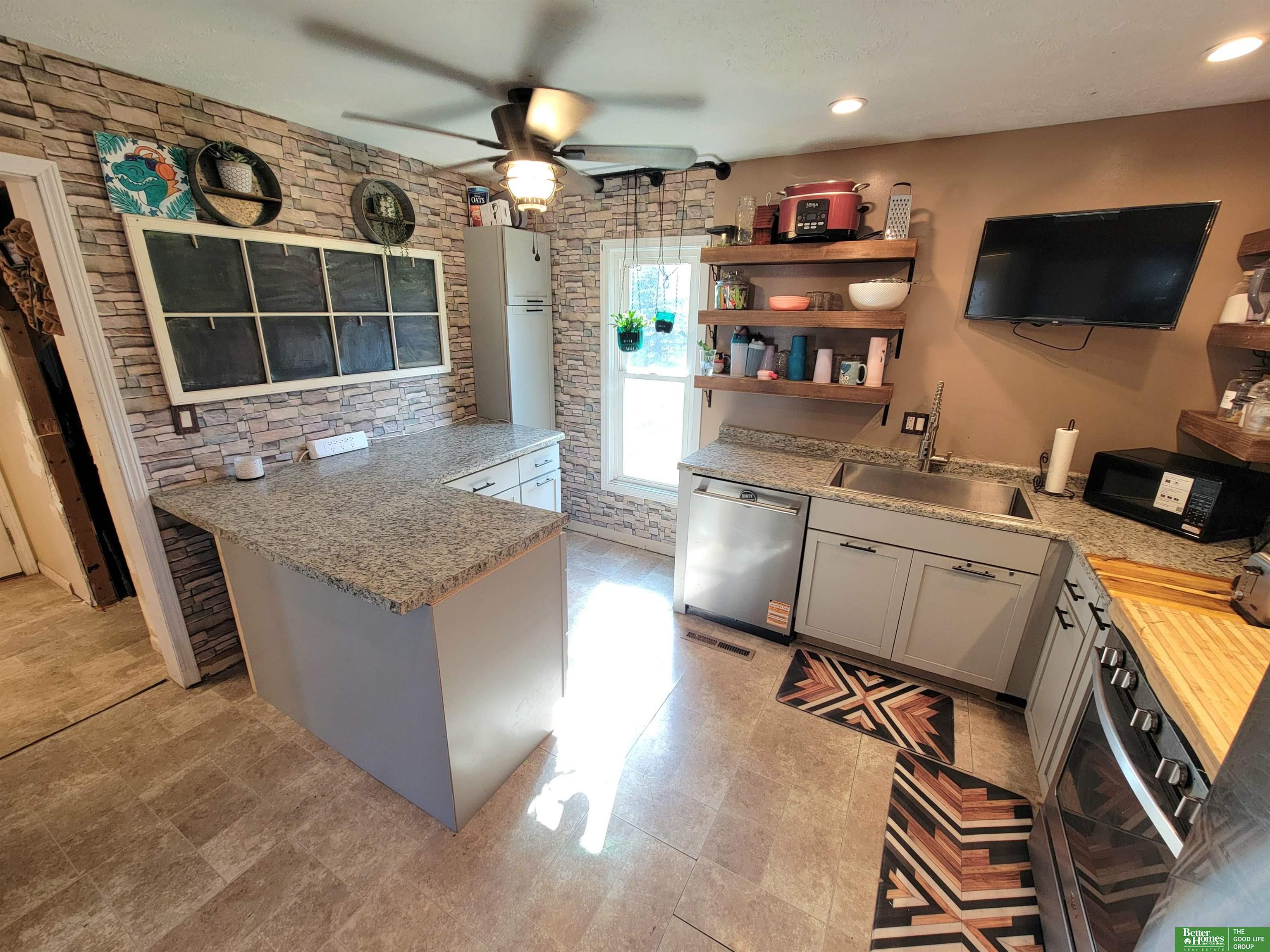 203 S 3rd, McCool Junction