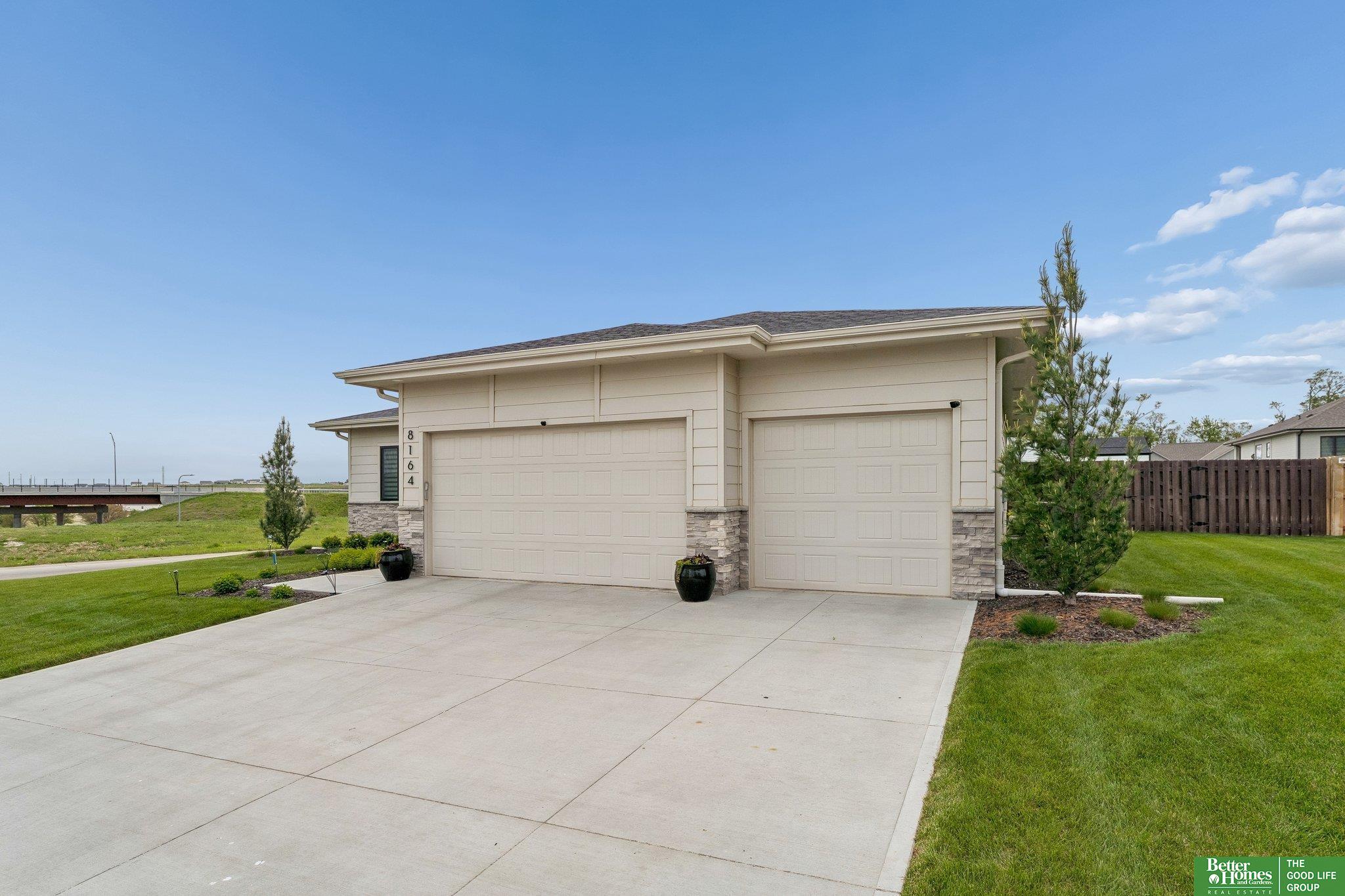 8164 S 184th Terrace