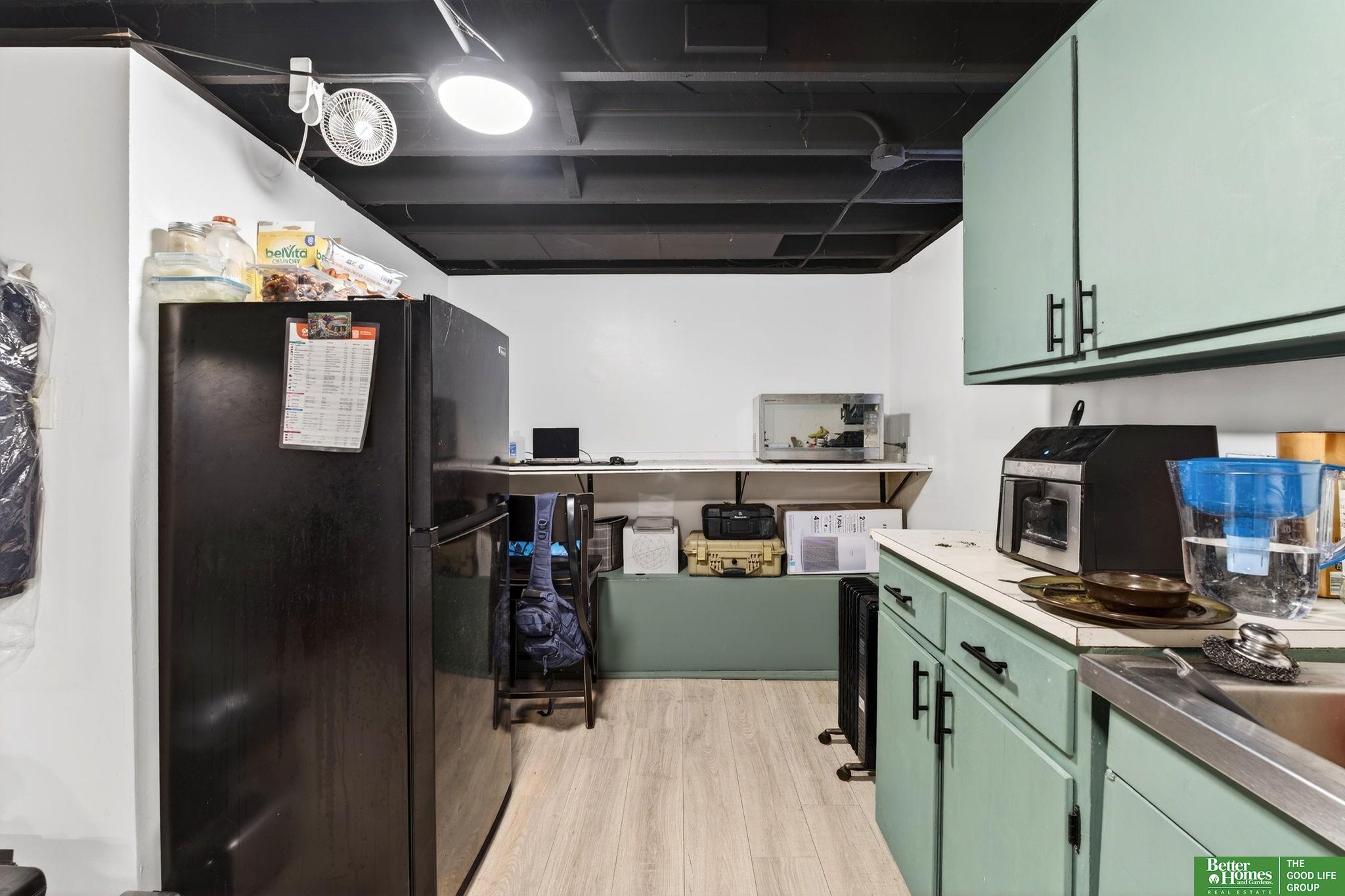 3521 Jones Street