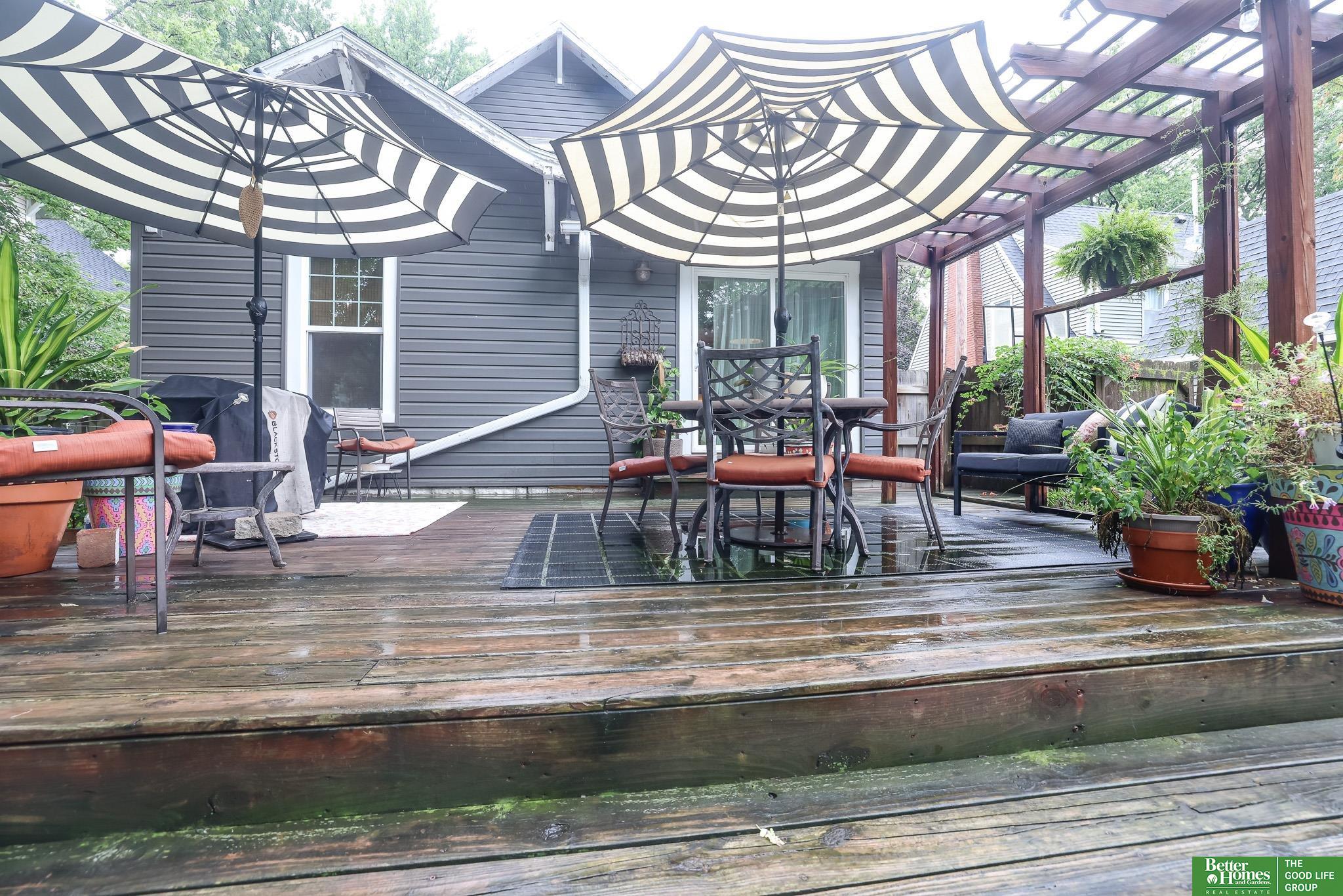 641 E 9th Street