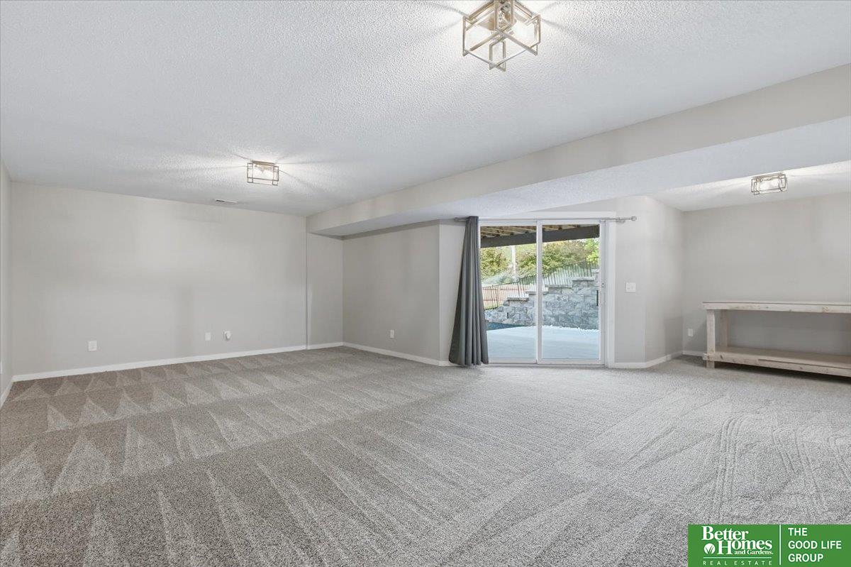 105 Kingsridge Drive