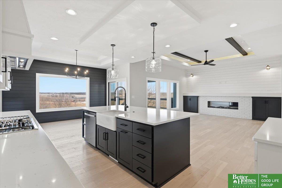 5526 N 213th Street