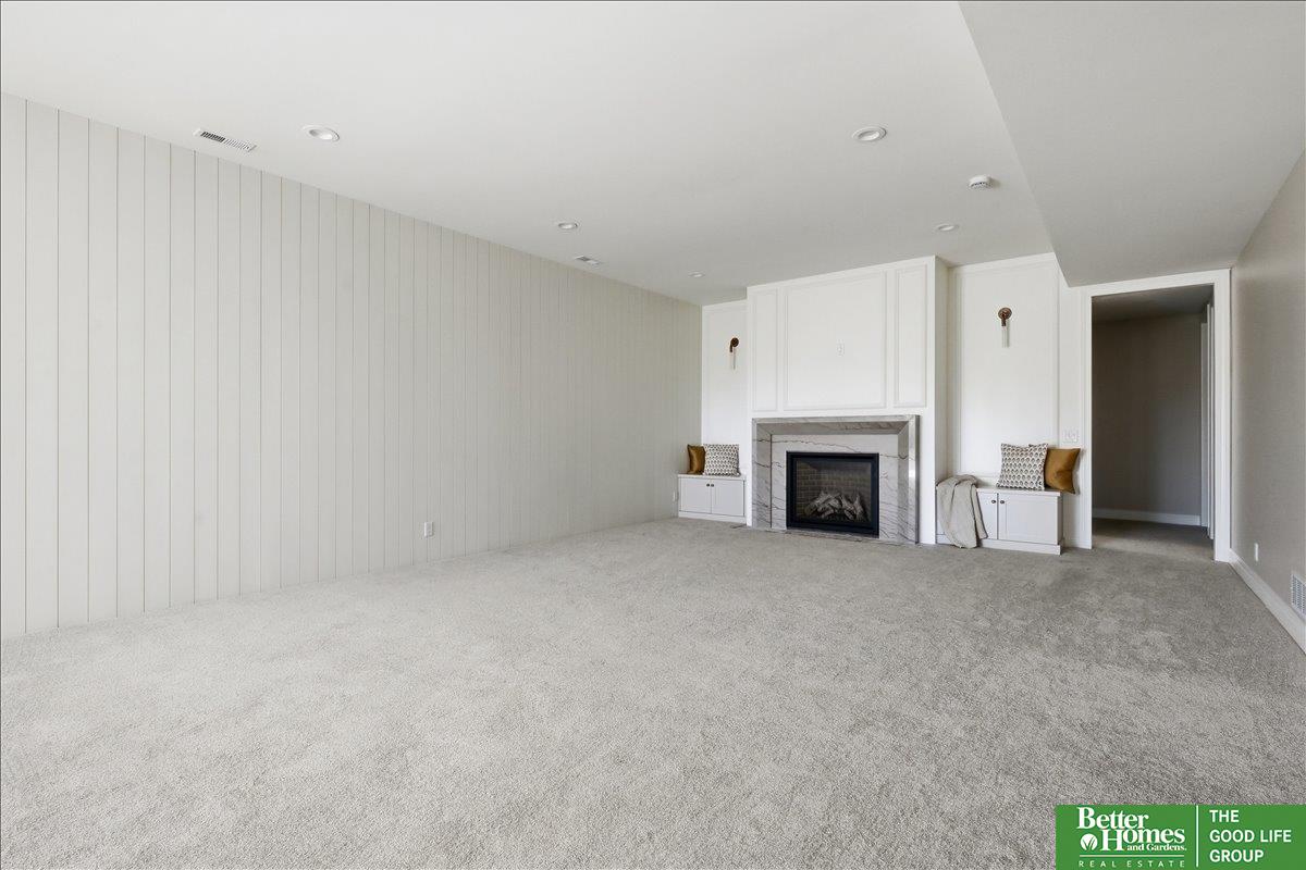 22569 Crestline Circle