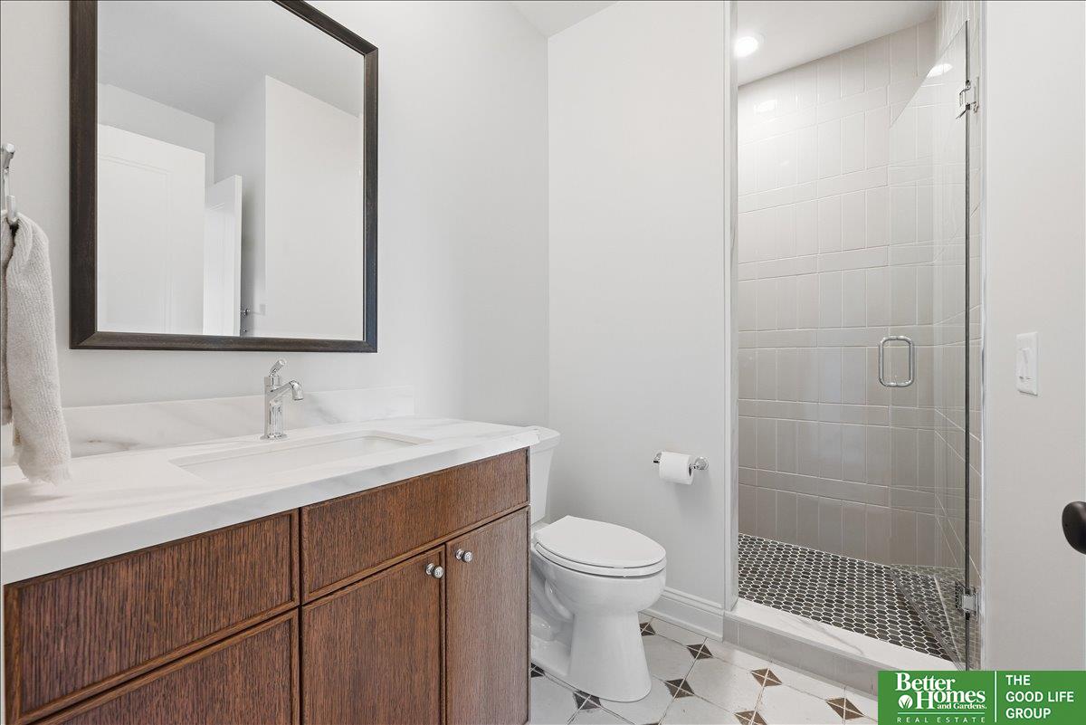 22569 Crestline Circle