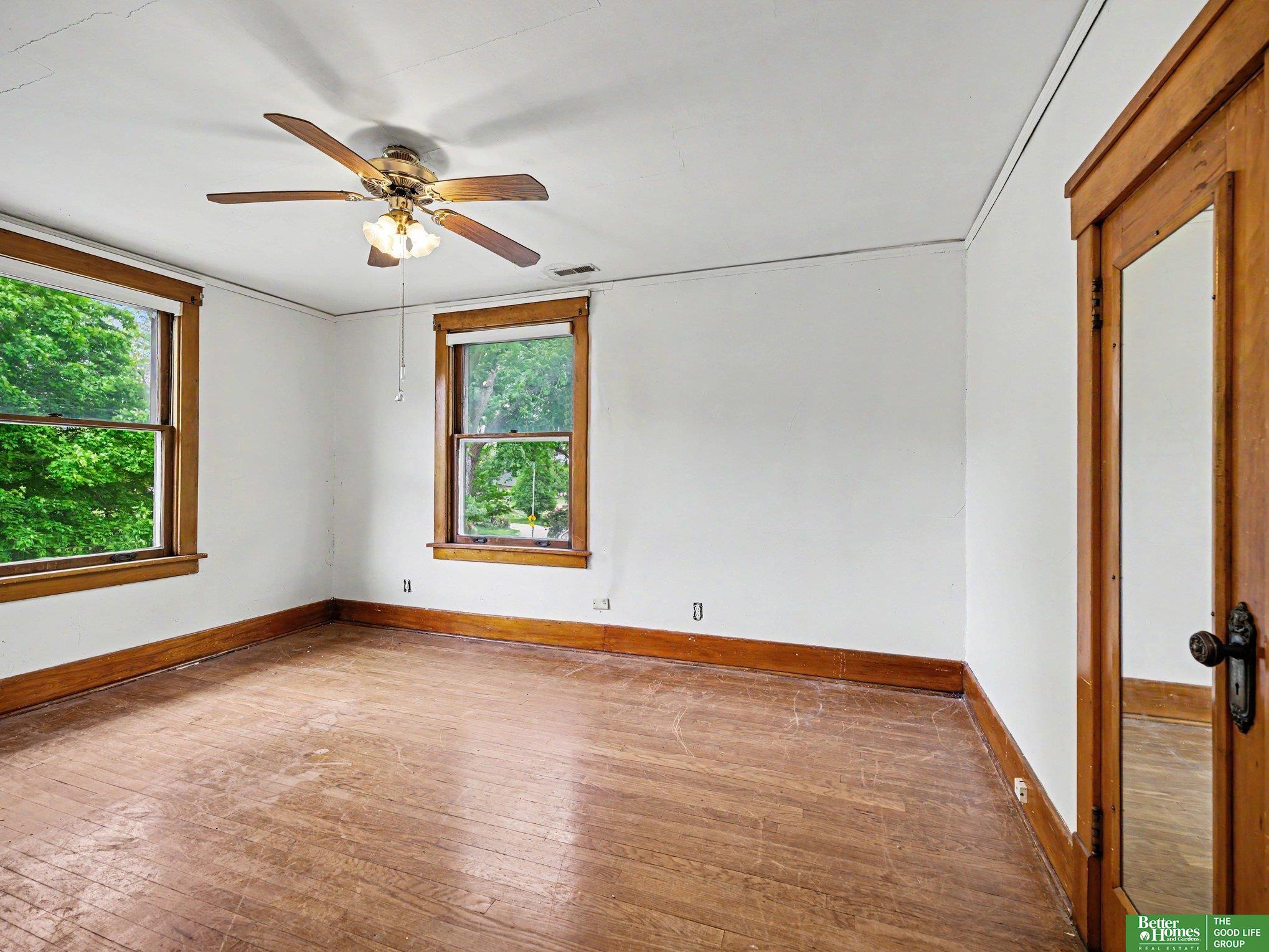 2430 Fontenelle Boulevard
