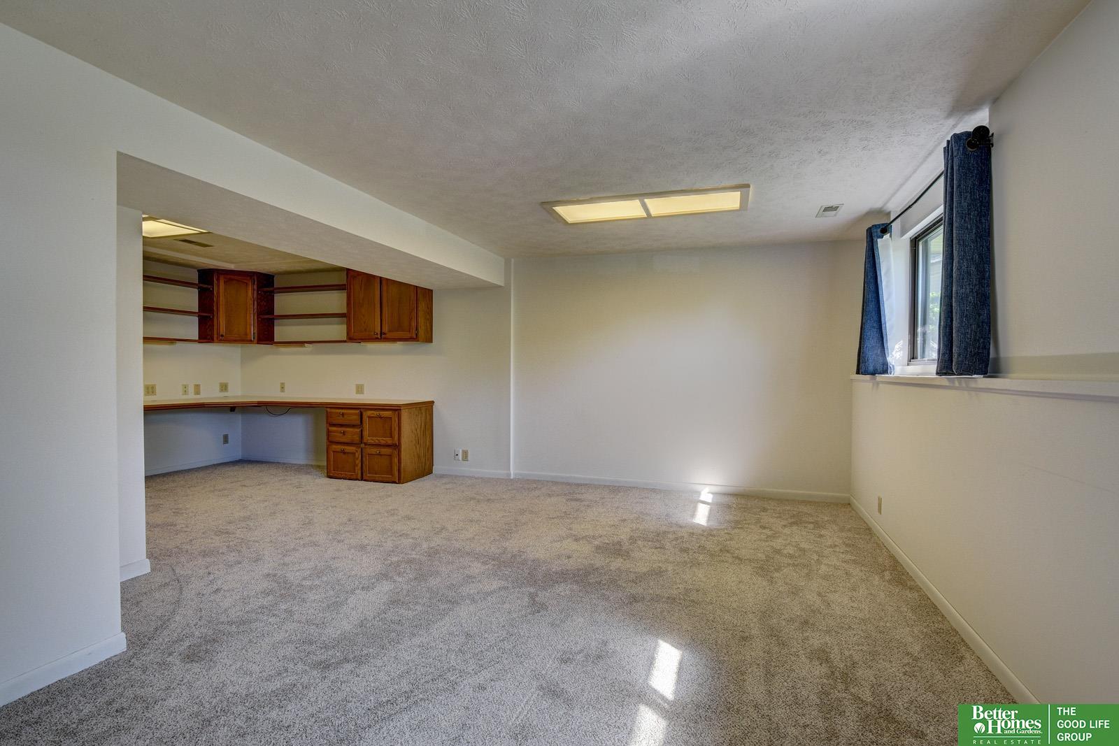 13941 Washington Circle