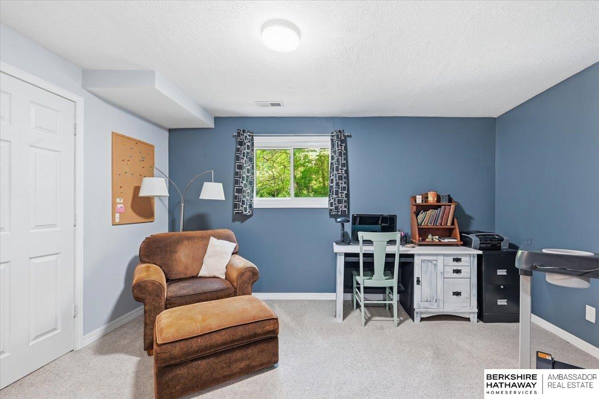 1123 Sandy Lane