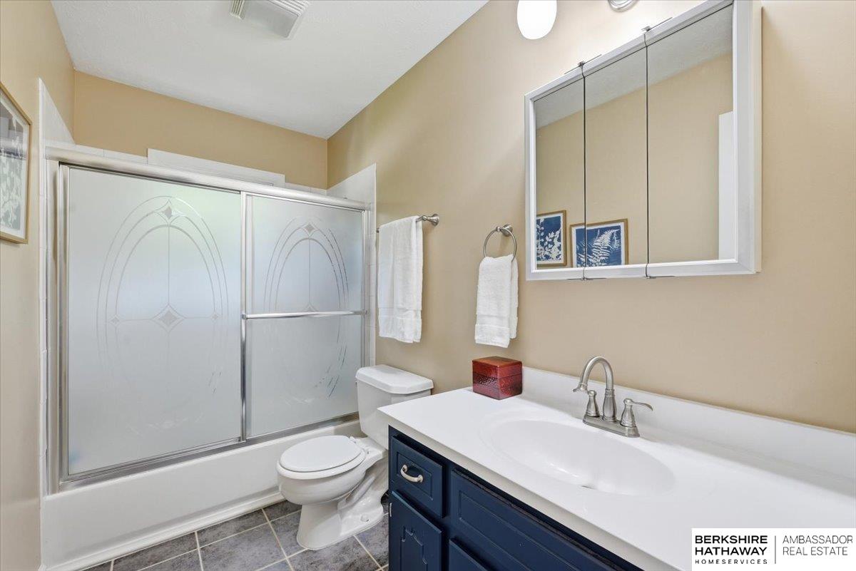1123 Sandy Lane