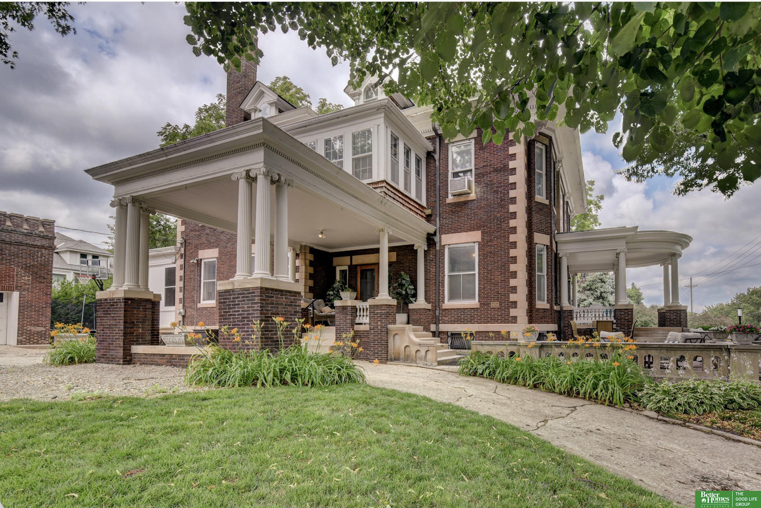 520 N 38 Street