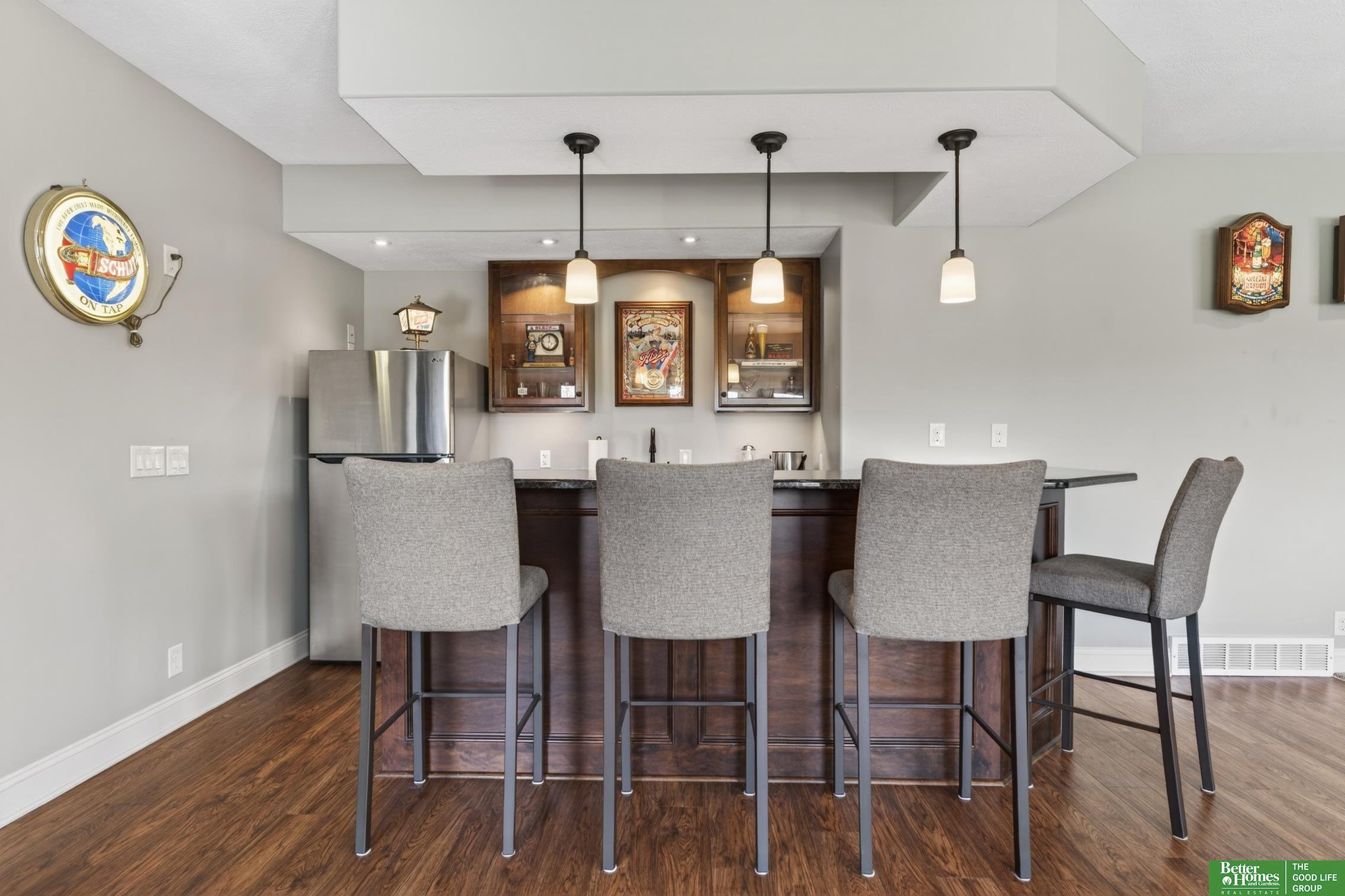 827 Wedgewood Court