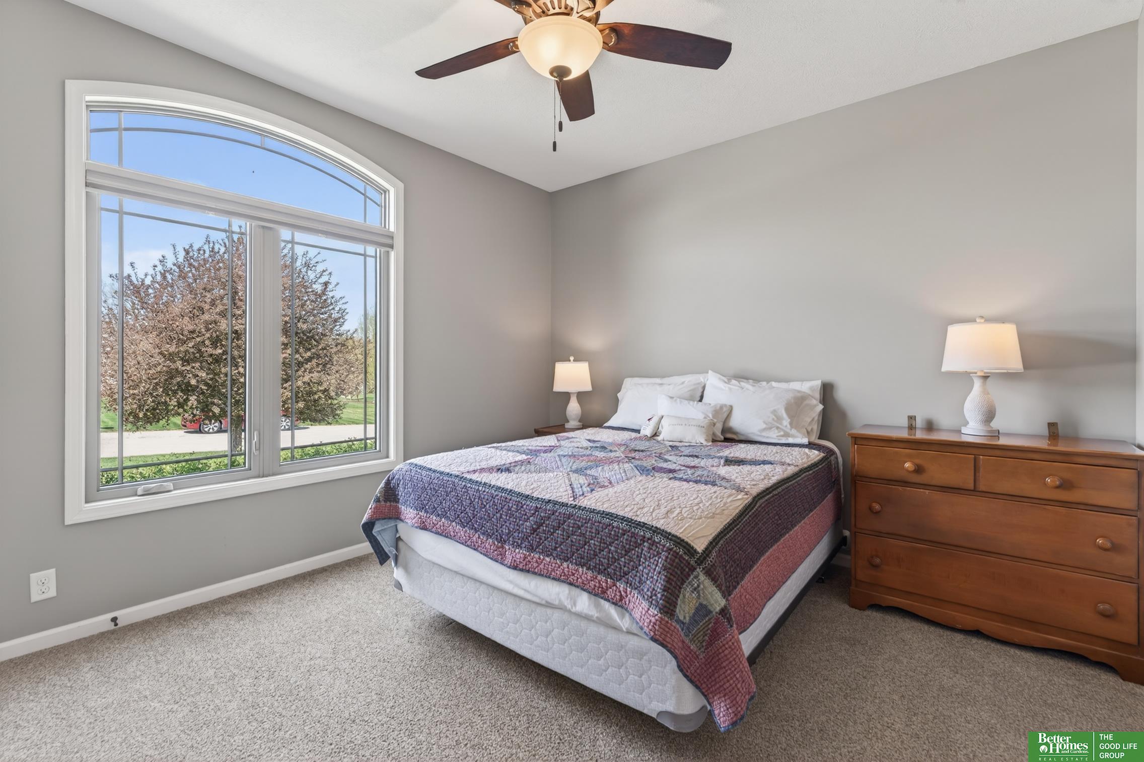 827 Wedgewood Court