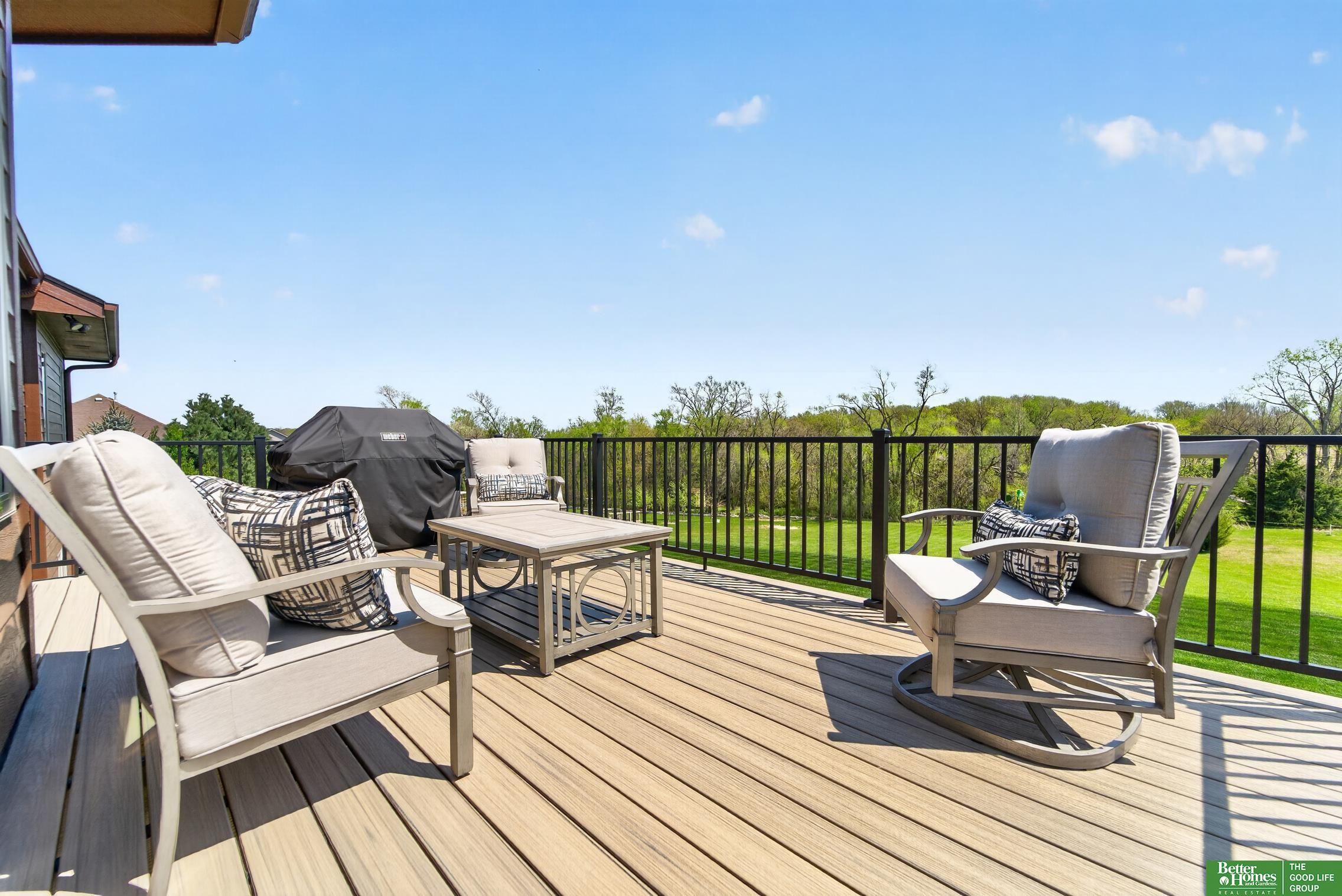 827 Wedgewood Court