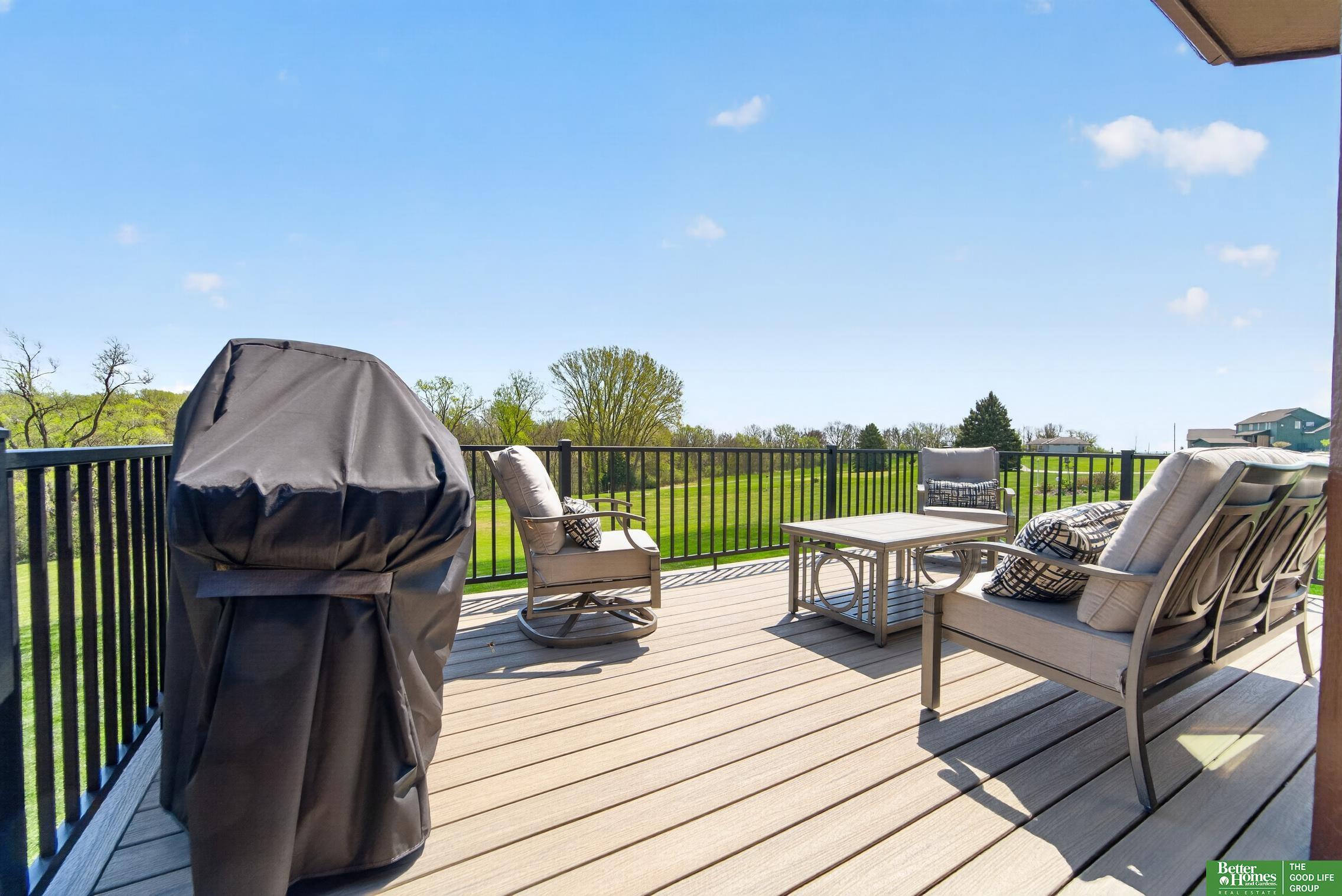 827 Wedgewood Court