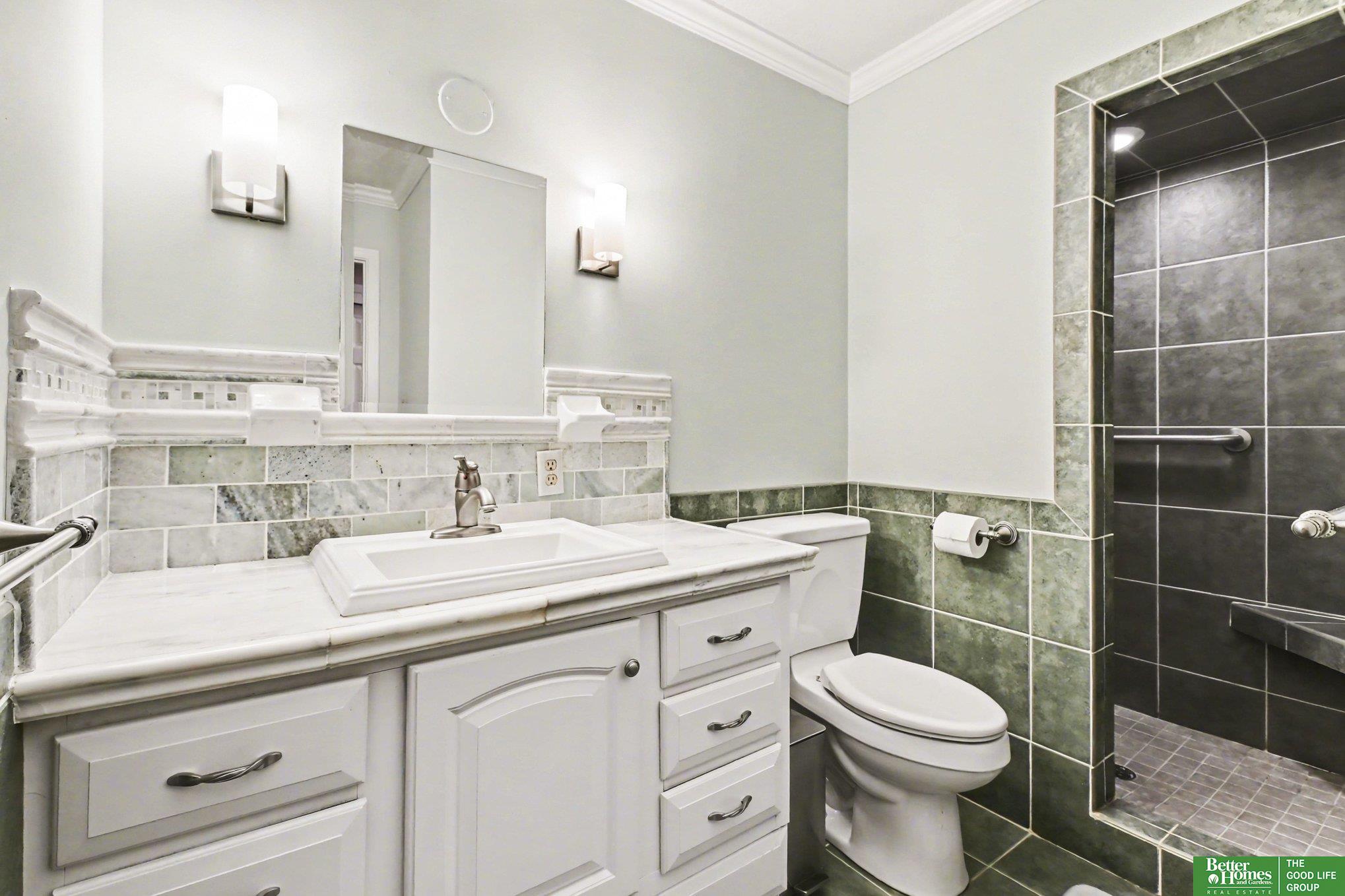 500 S 37th Street # 401