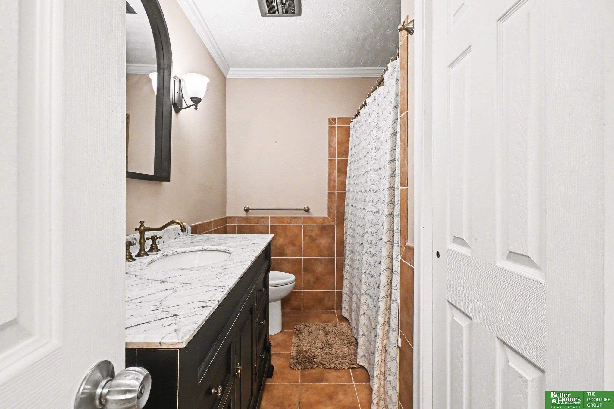500 S 37th Street # 401