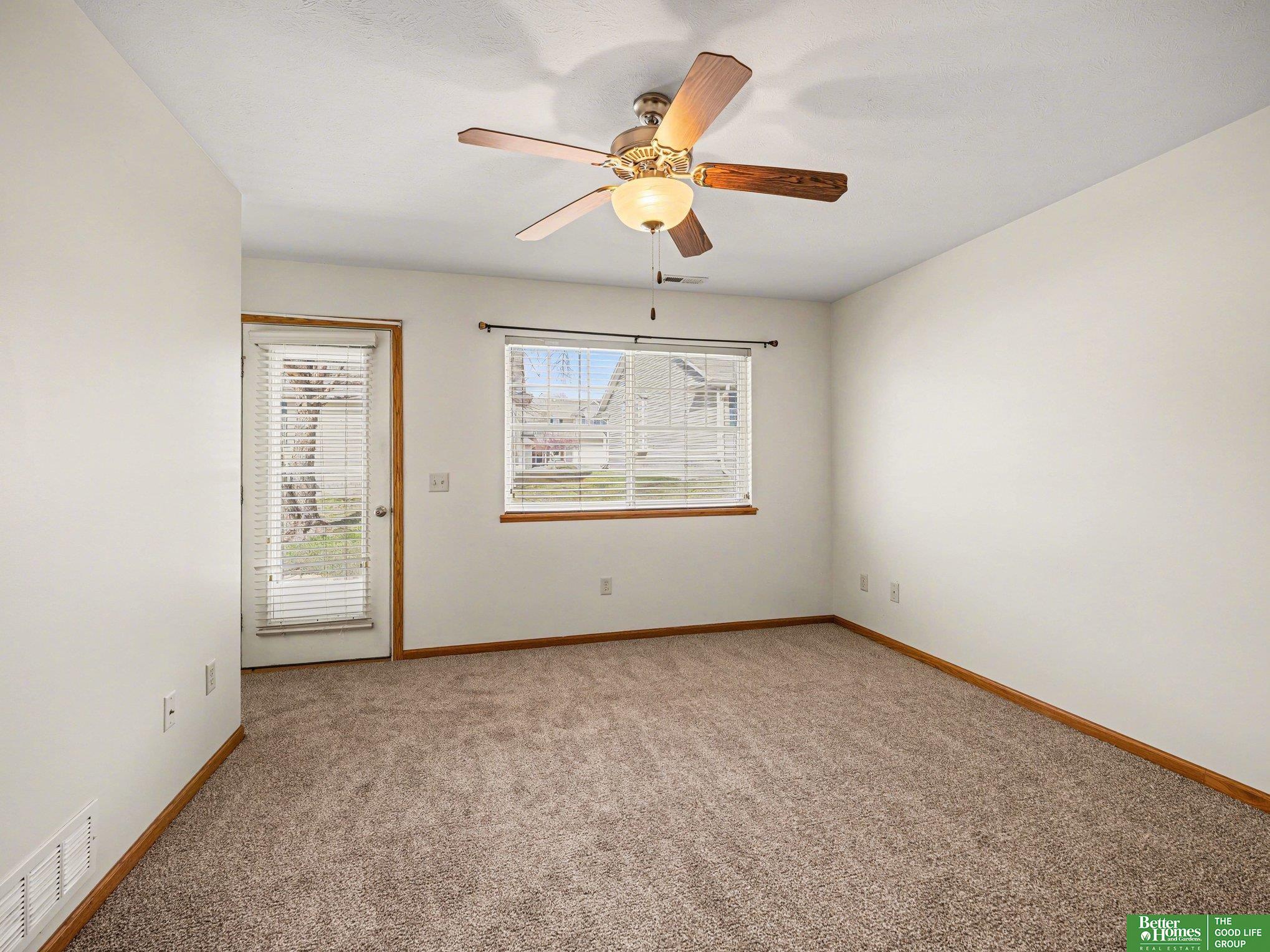 1832 N 175 Plaza