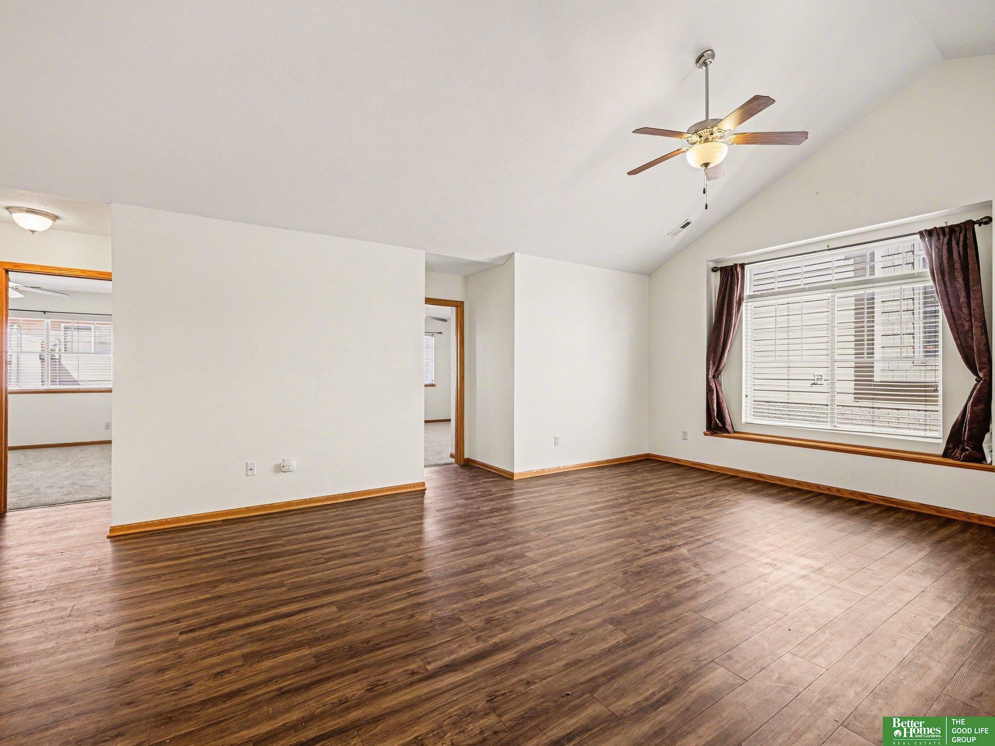 1832 N 175 Plaza