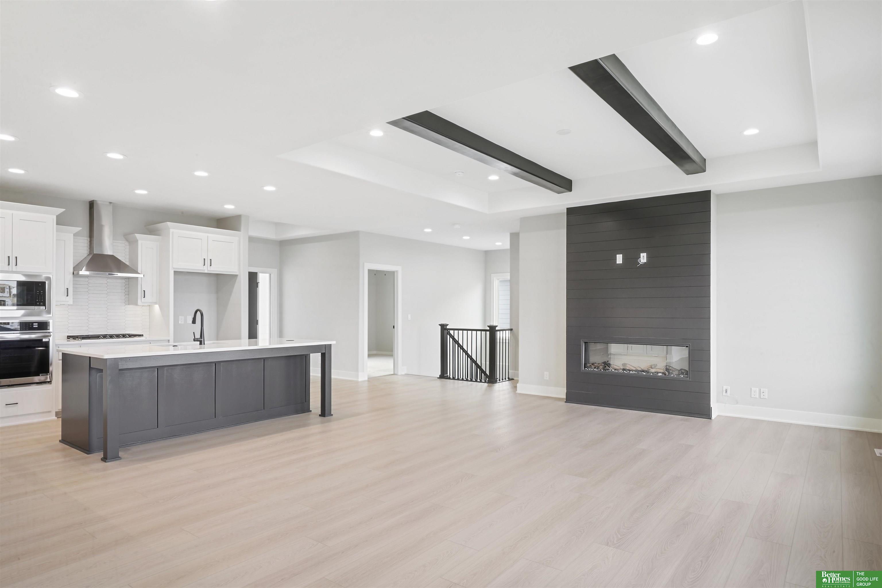 12358 Lake Vista Drive