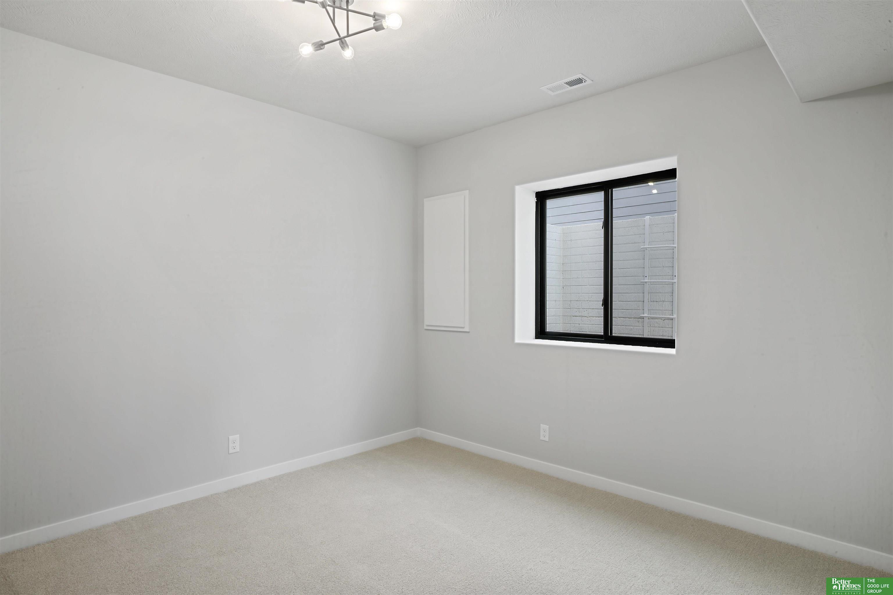 12358 Lake Vista Drive