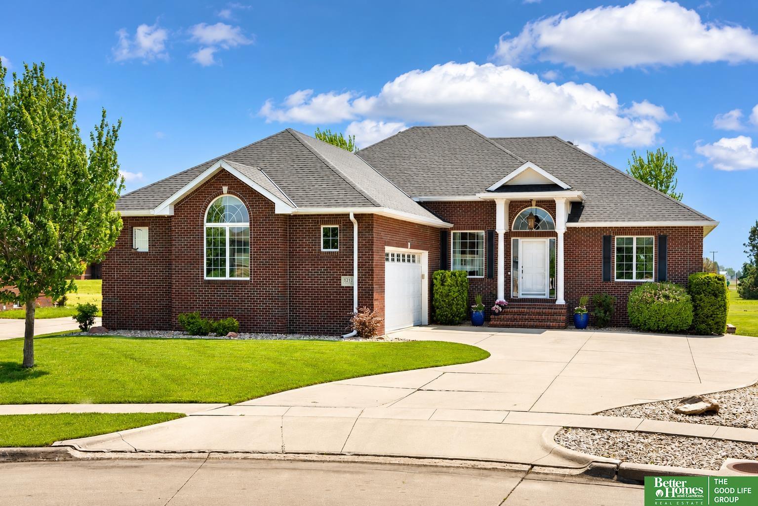 3211 Deer Run