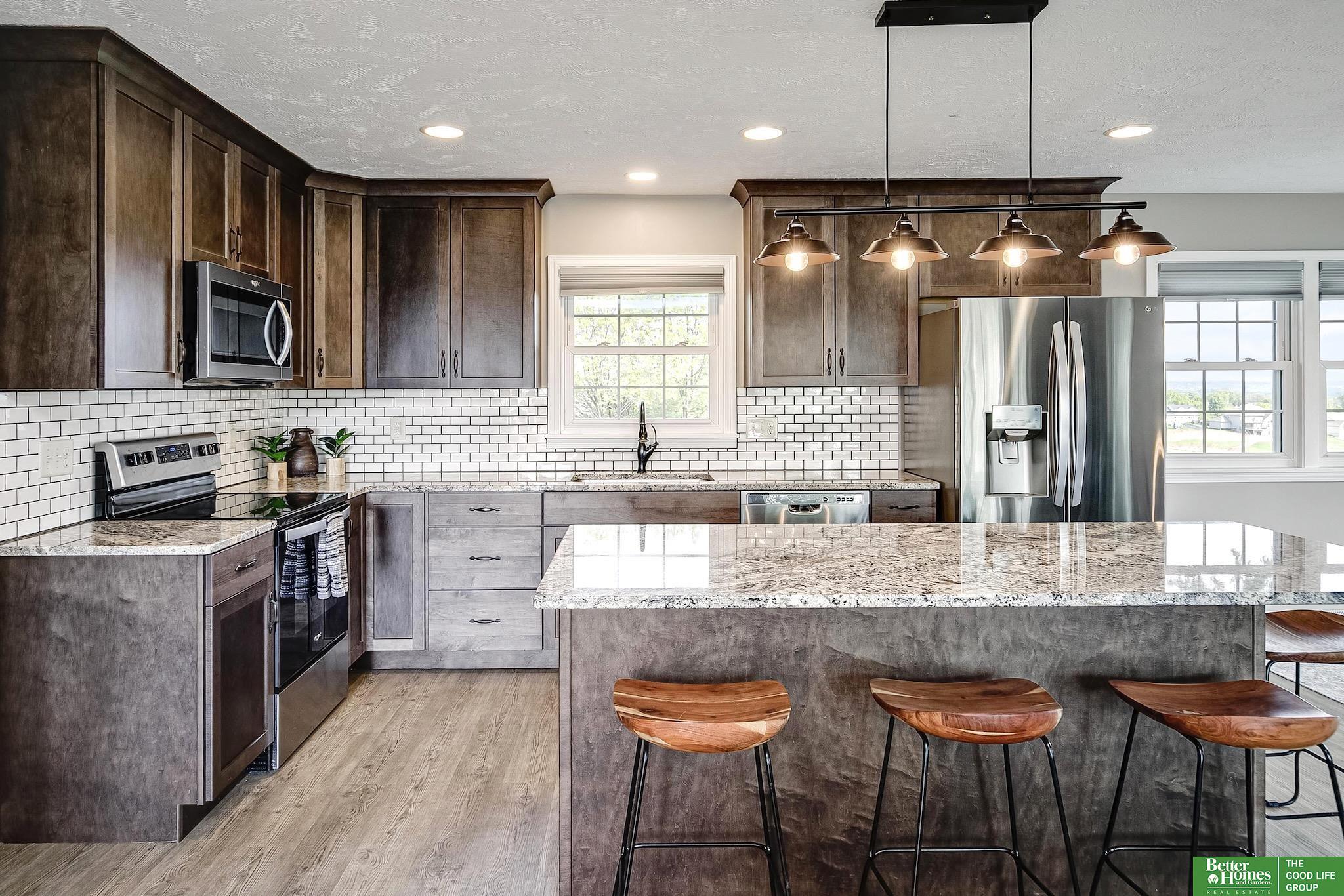 2116 Fairview Road