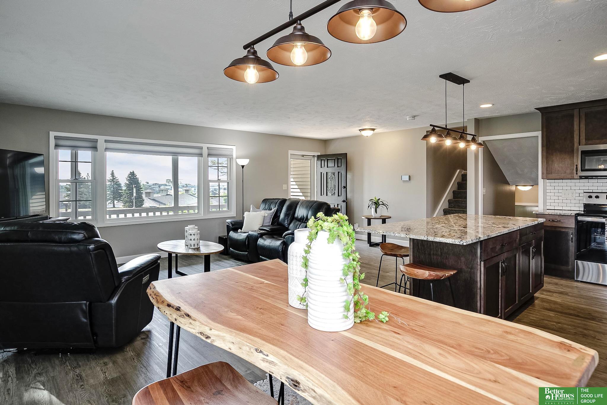 2116 Fairview Road