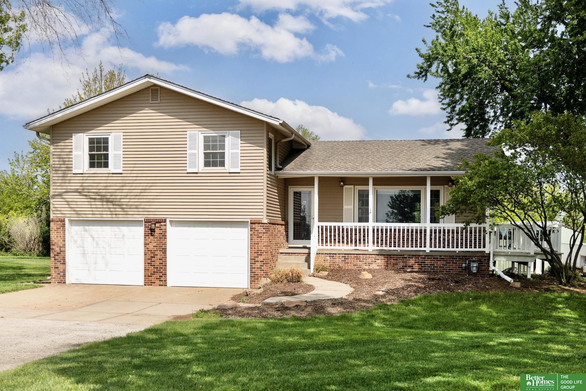 2116 Fairview Road