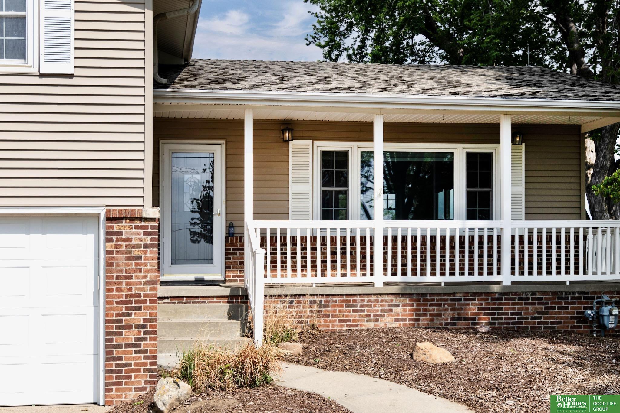 2116 Fairview Road