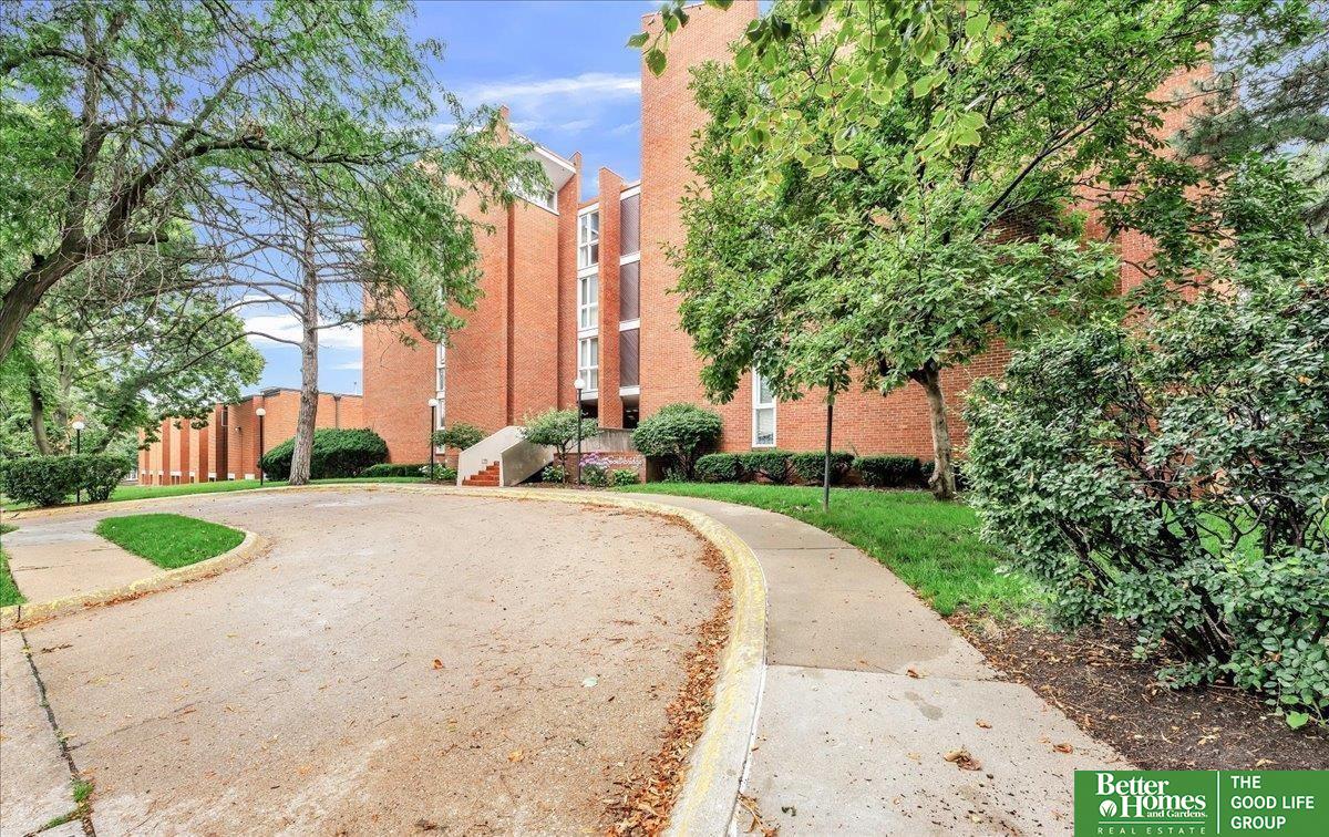 3702 Jackson Street # 105