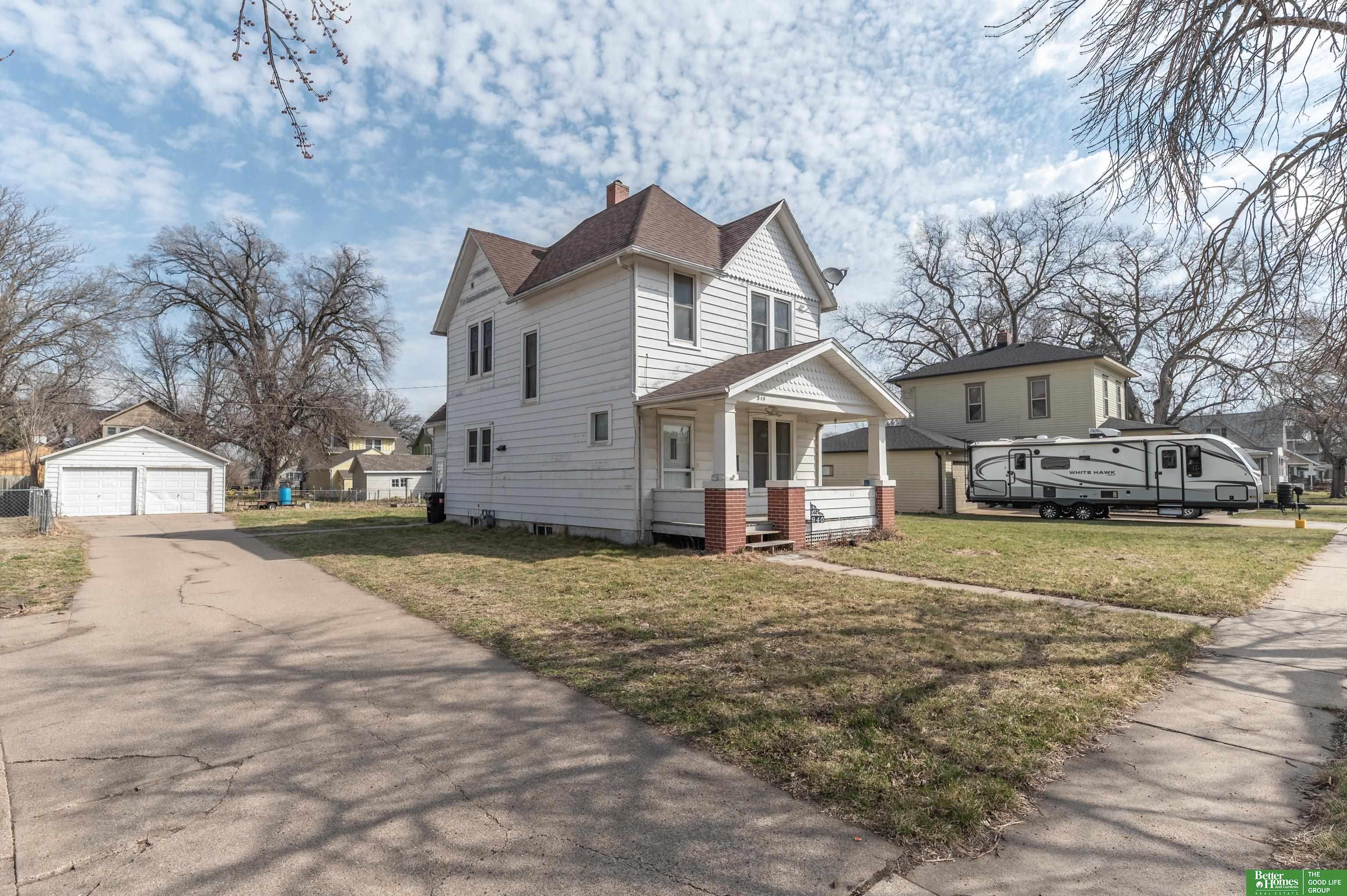 940 E 6 Street