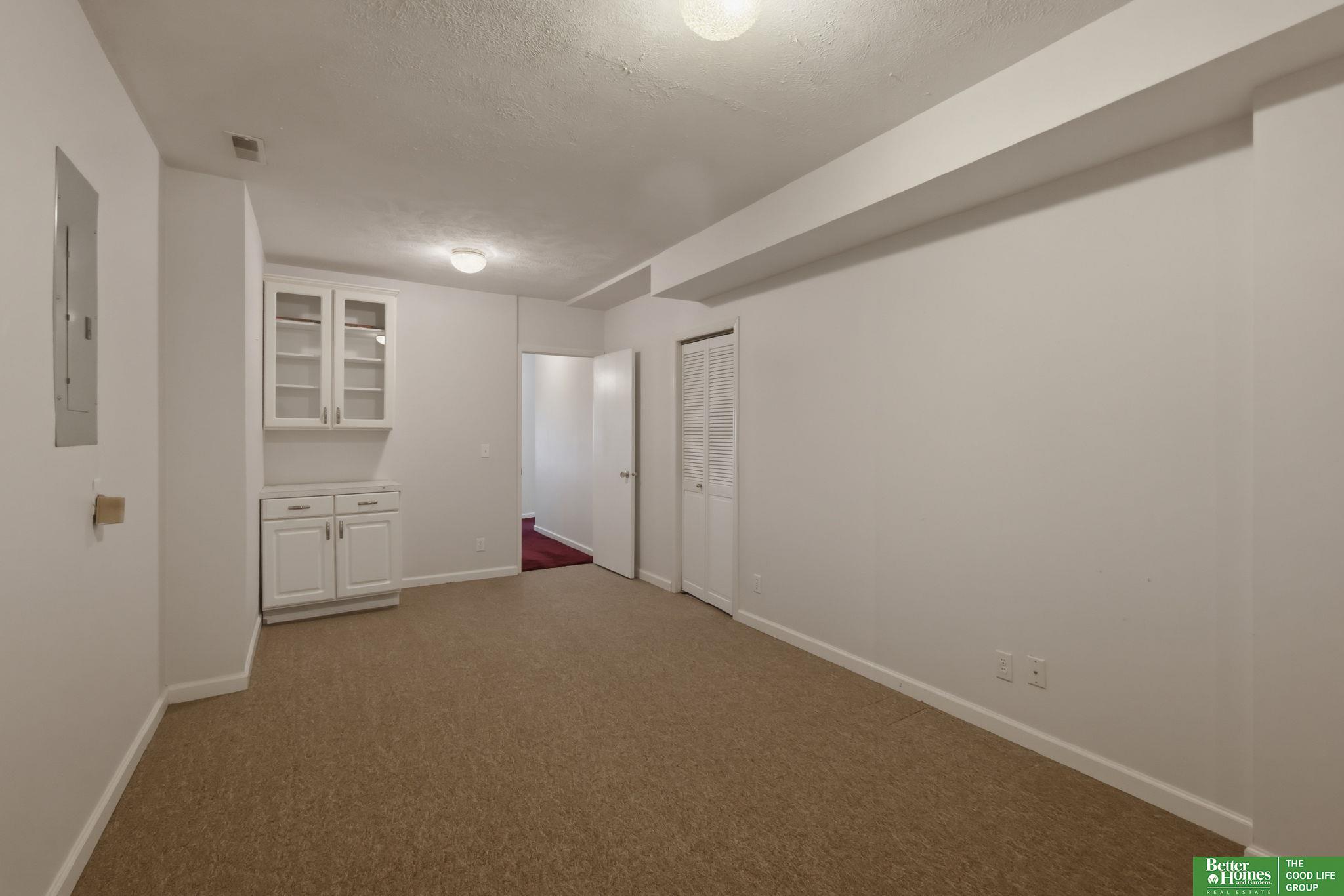 10032 S 172nd Circle