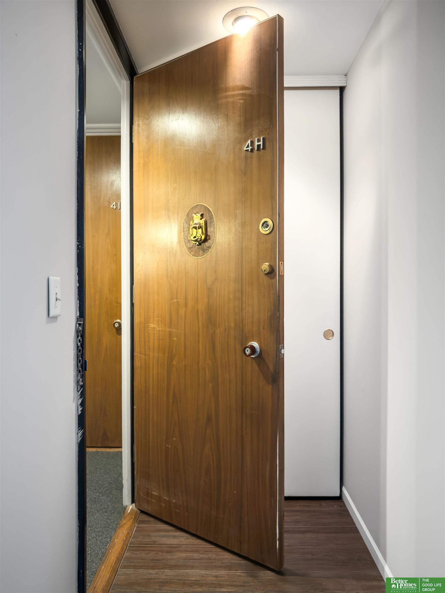 3000 Farnam Street Unit: S4H