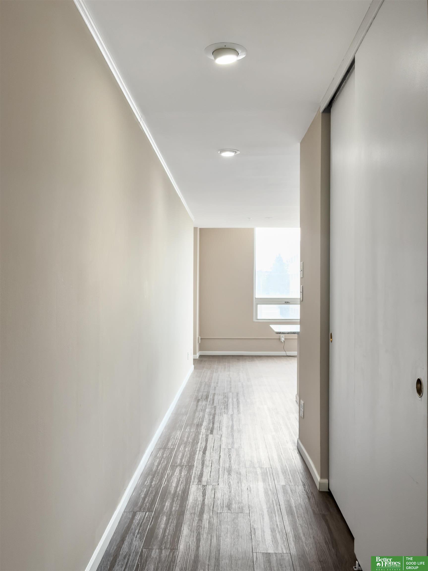 3000 Farnam Street Unit: S4H