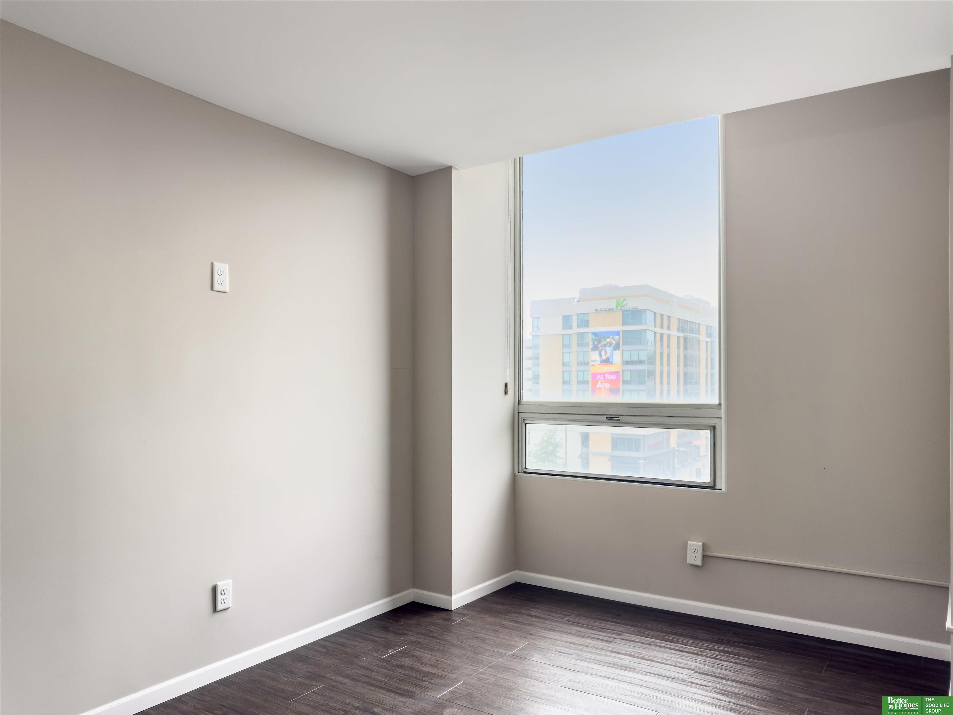 3000 Farnam Street Unit: S4H