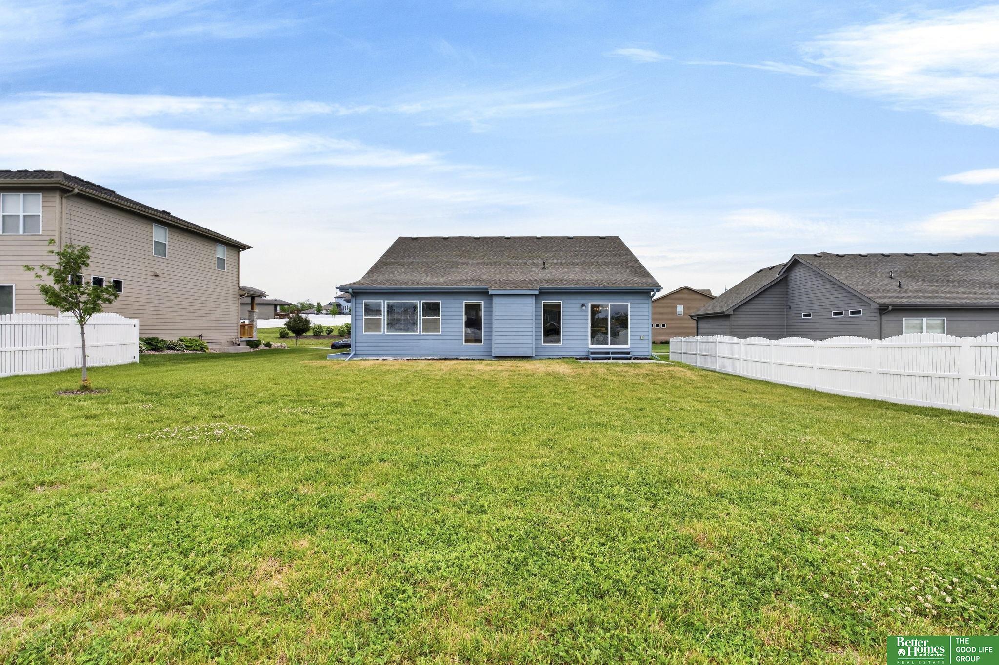 11211 Cove Hollow Drive