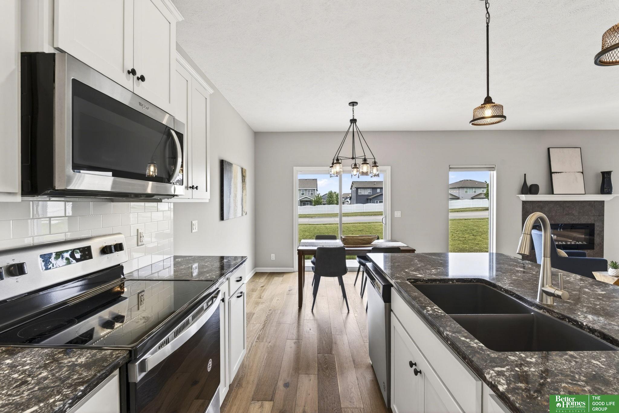 11211 Cove Hollow Drive