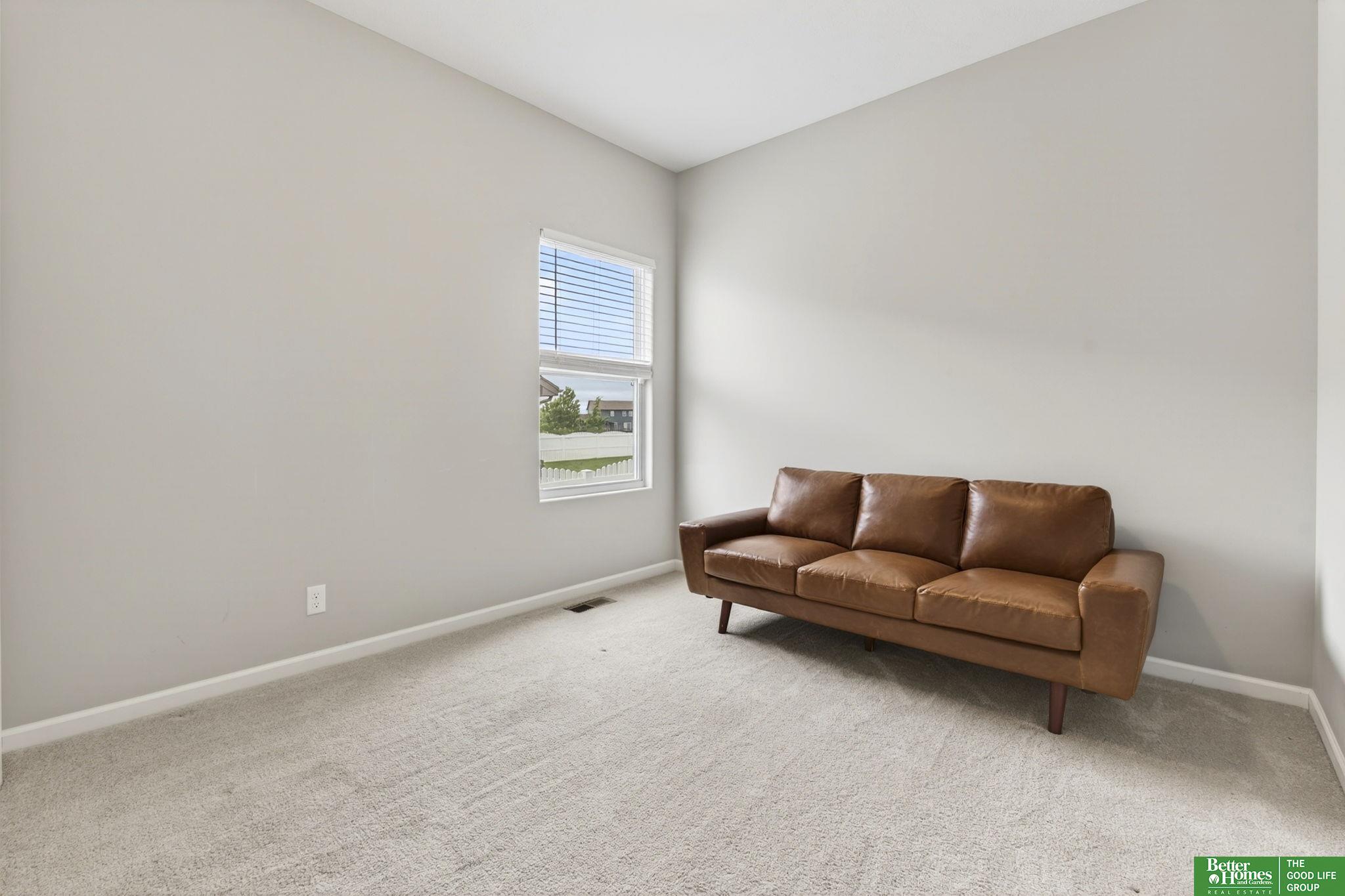 11211 Cove Hollow Drive