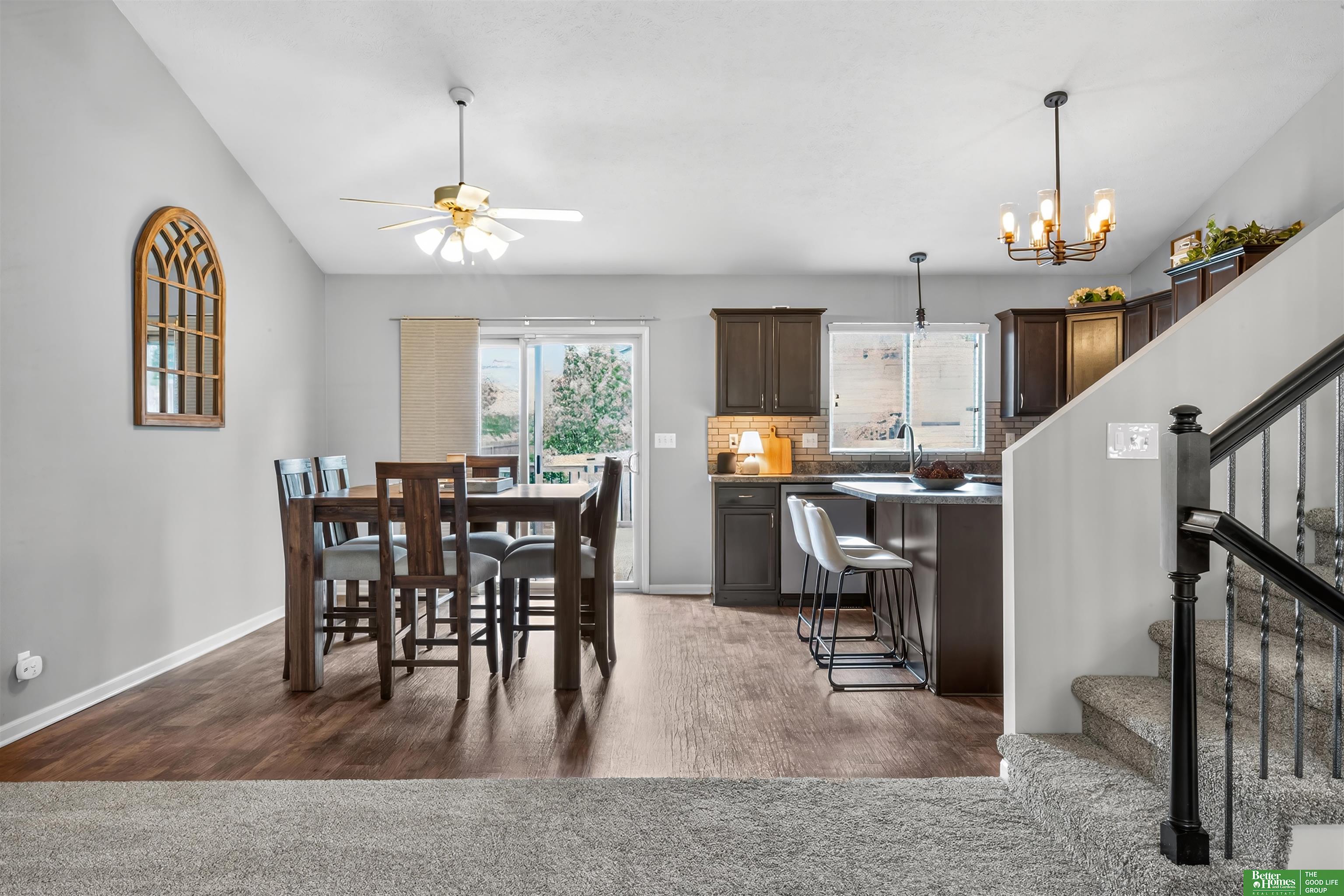 8906 S 68th Street