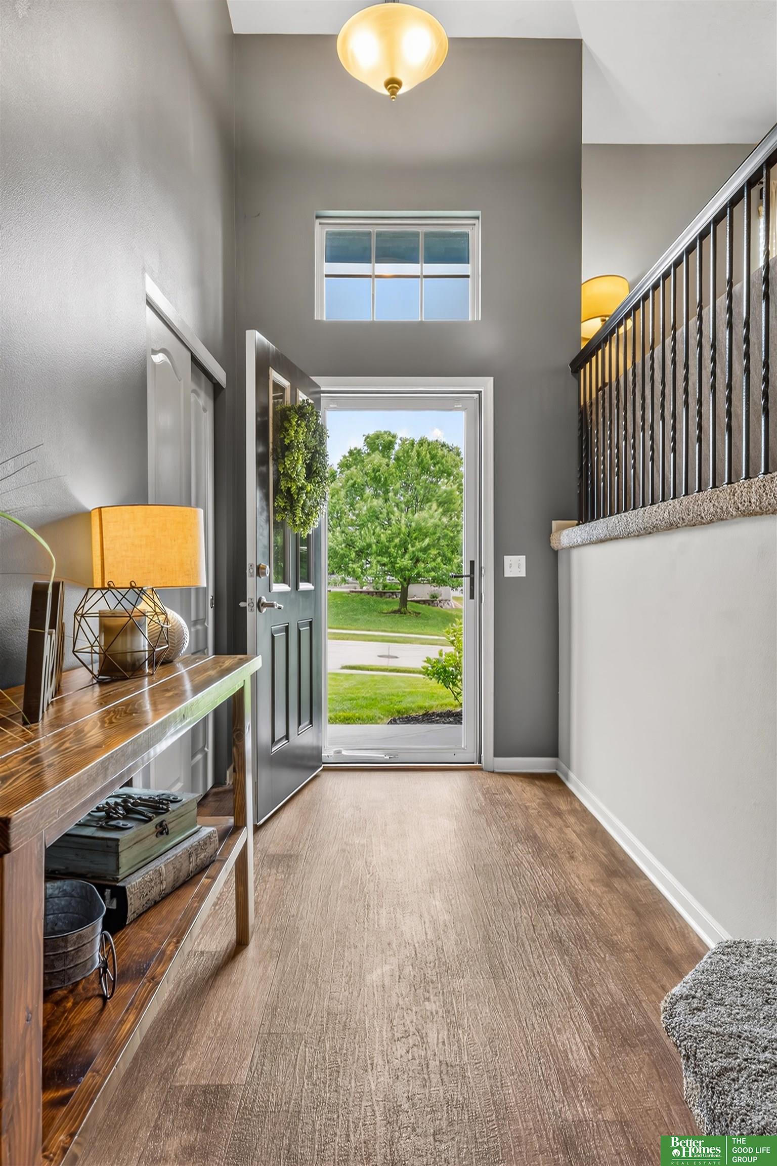 8906 S 68th Street