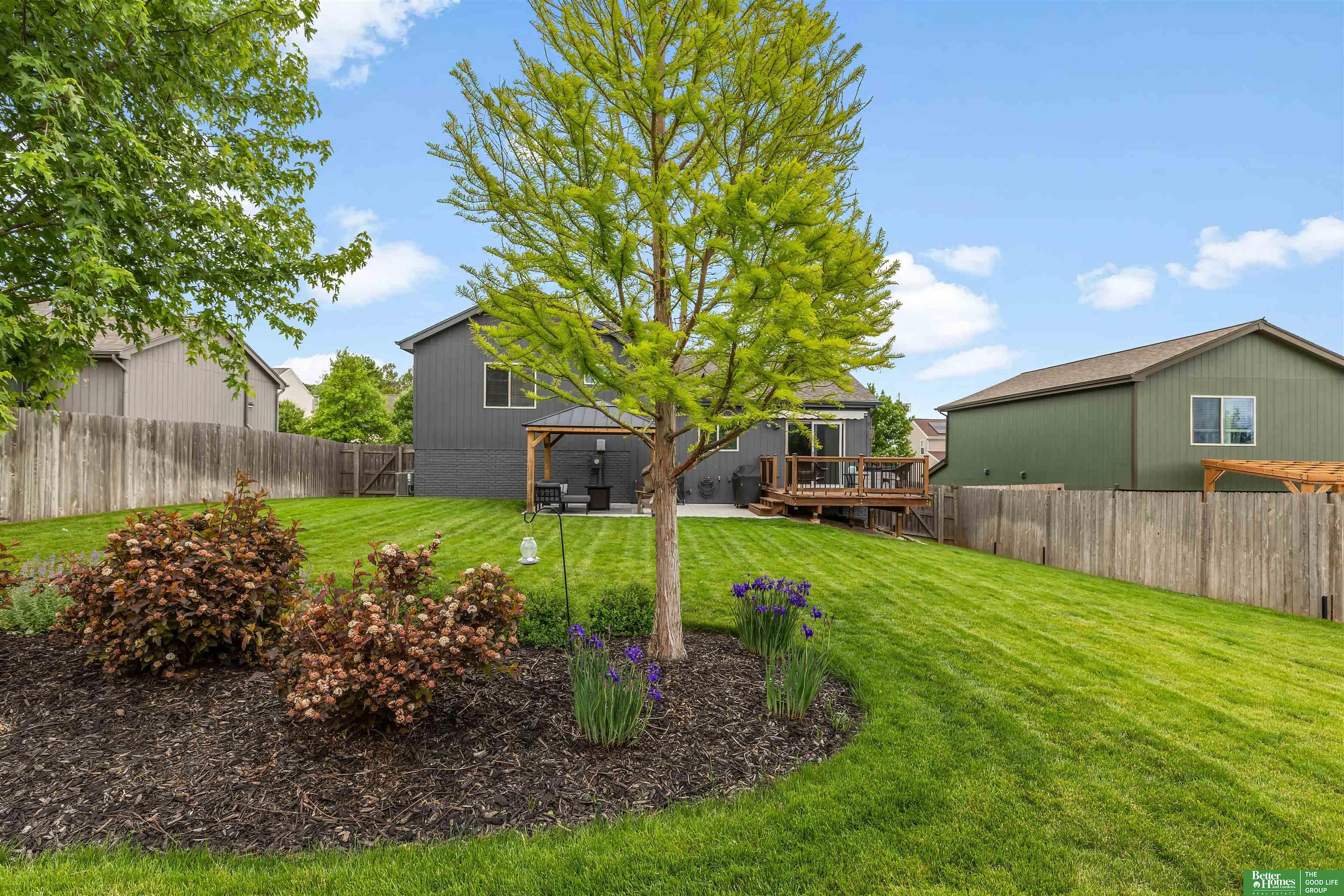 8906 S 68th Street